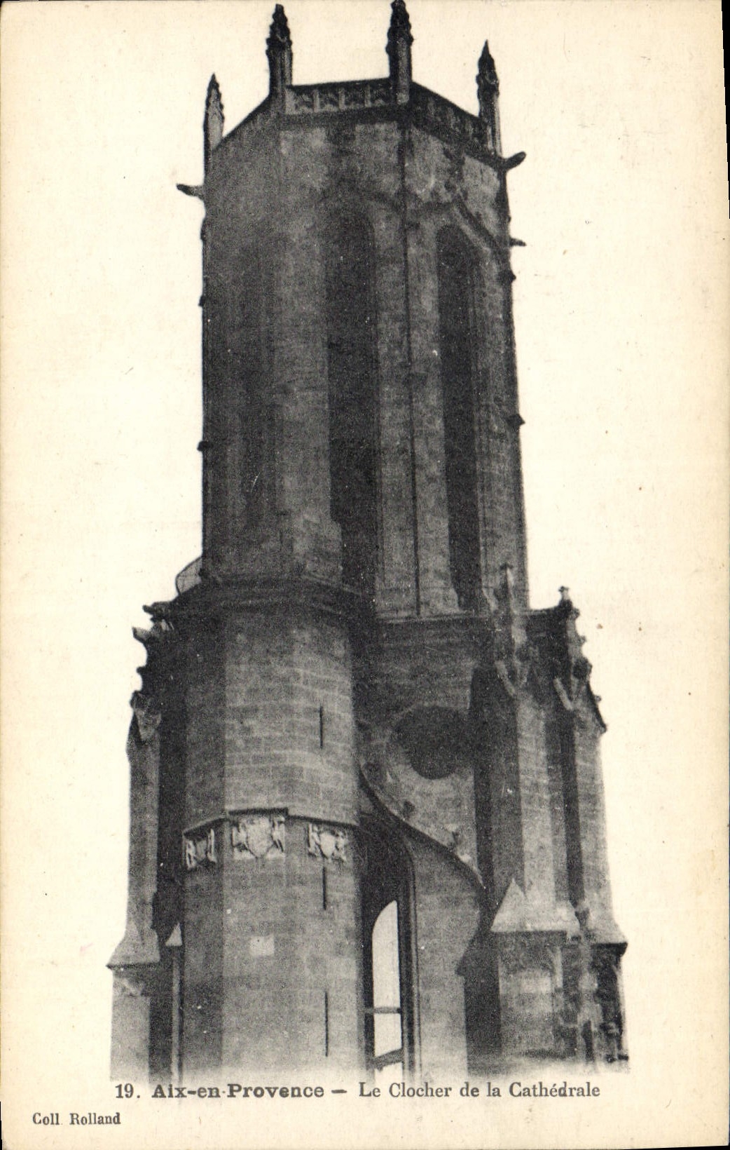 CPA Aix en Provence le Clocher de la Cathedrale 