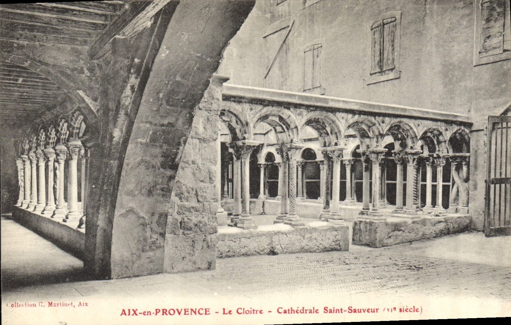 CPA Aix en Provence Cathedrale Saint Sauveur XI siecle 