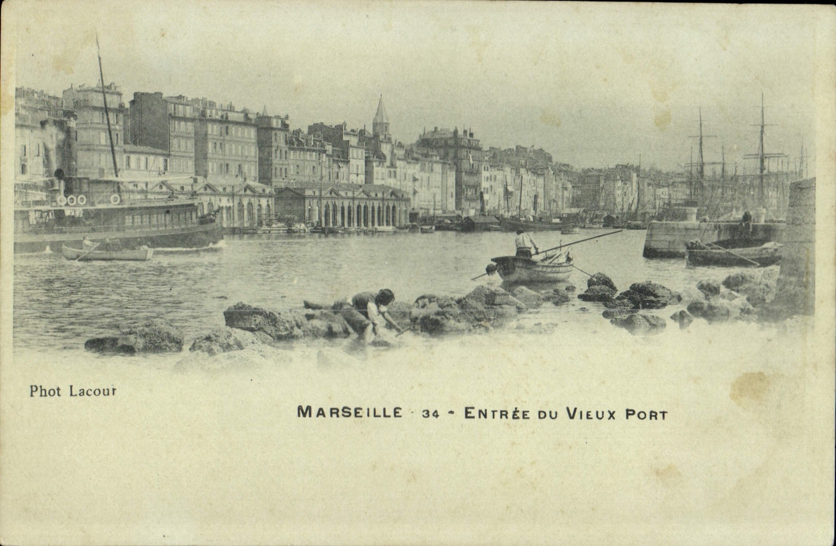 CPA Marseille Entree du Vieux Port