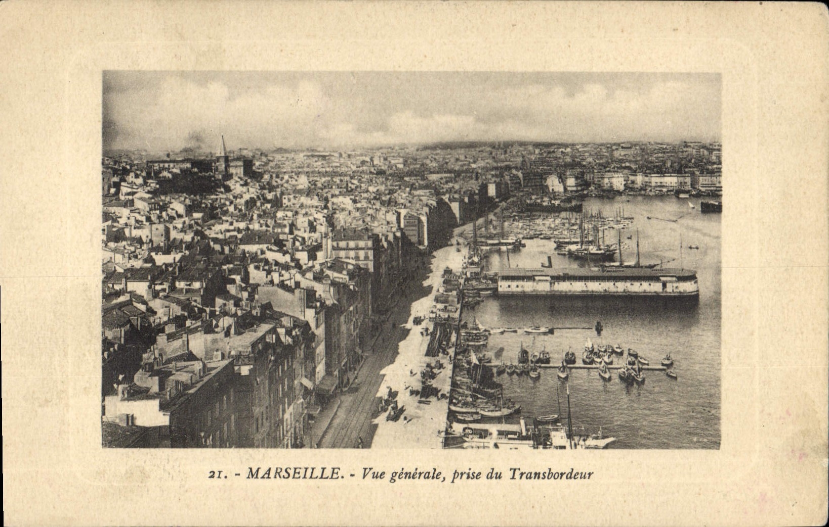 CPA Marseille vue generale prise du Transbordeur 