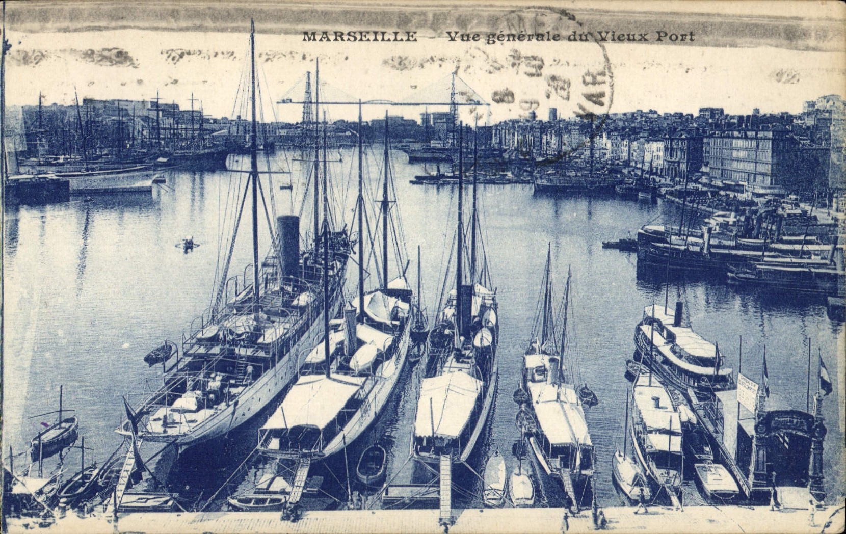 CPA Marseille Vue generale du Vieux Port 