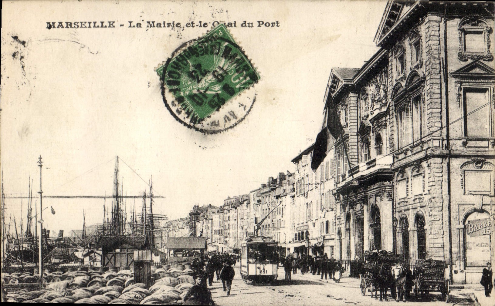 CPA Marseille La Mairie et le Quai du Port