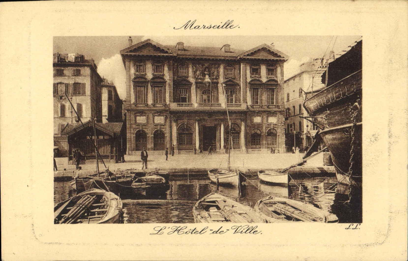 CPA Marseille l'hotel de Ville 