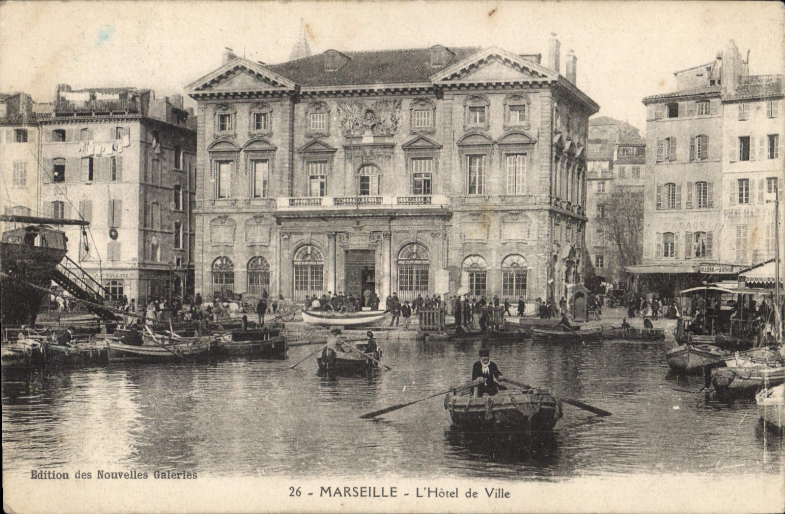 CPA Marseille l'hotel de Ville 