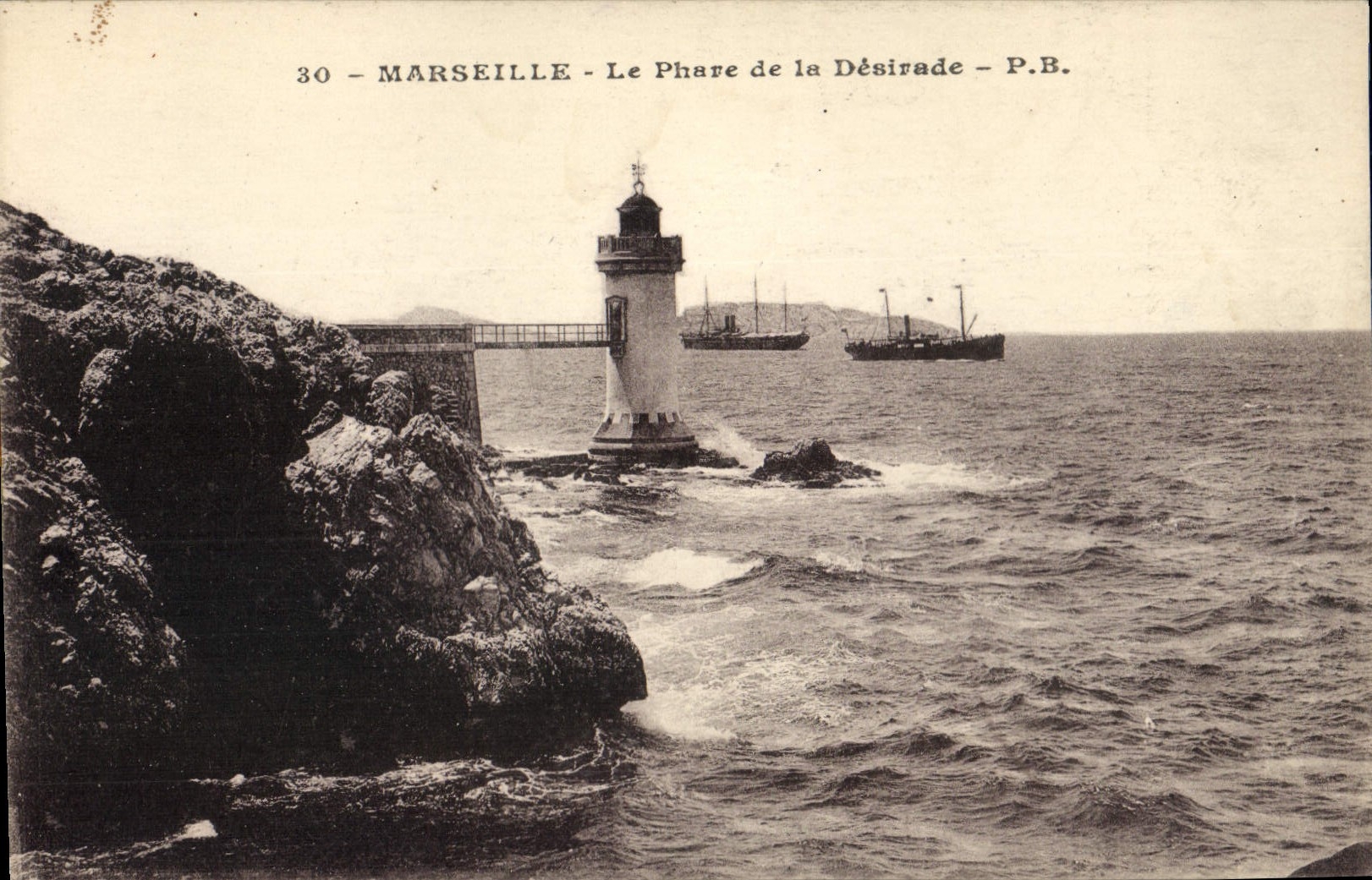 CPA Marseille le Phare de la Desirade 