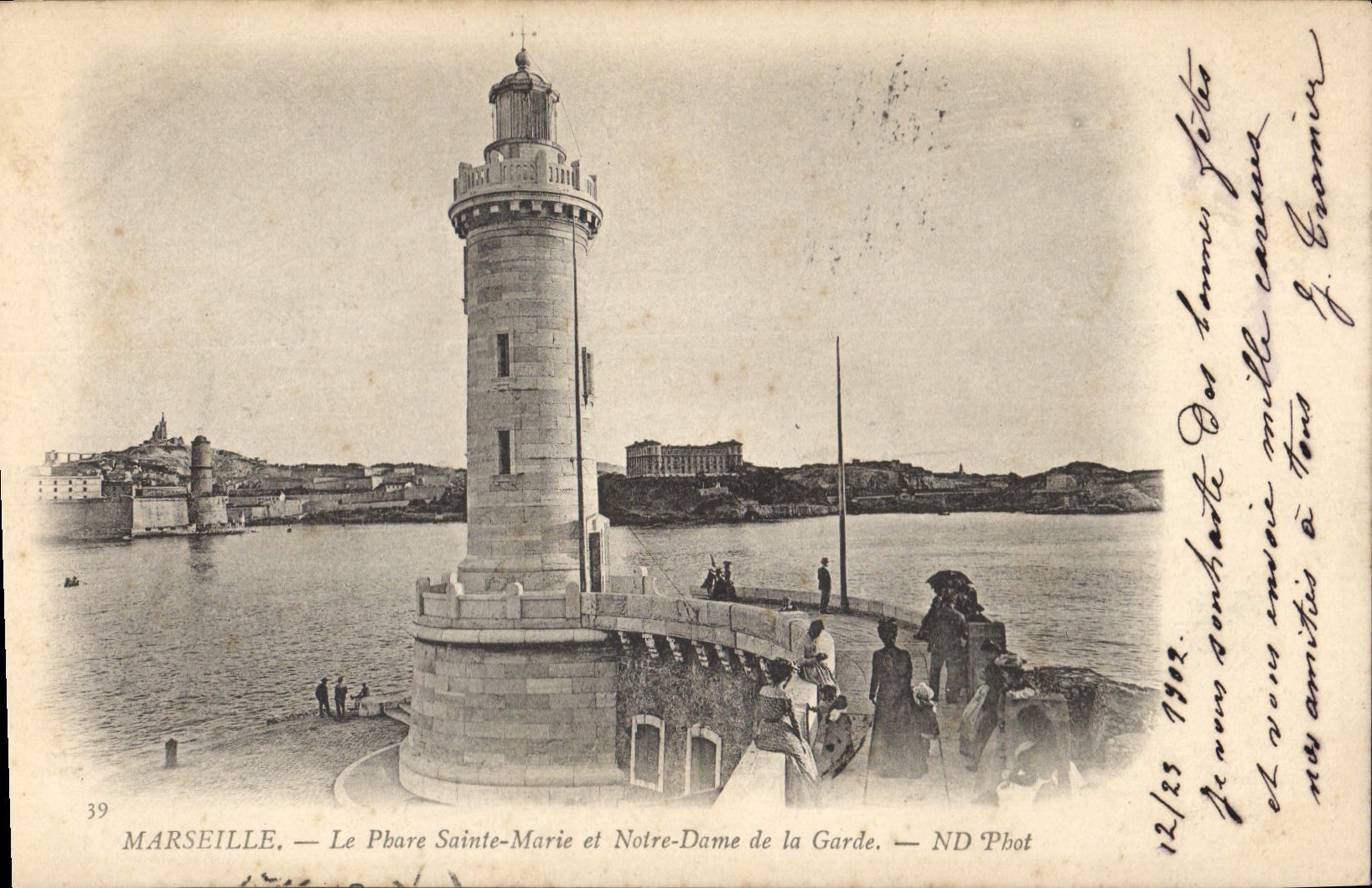 CPA Marseille le Phare Sainte Marie et Notre Dame de la Garde 
