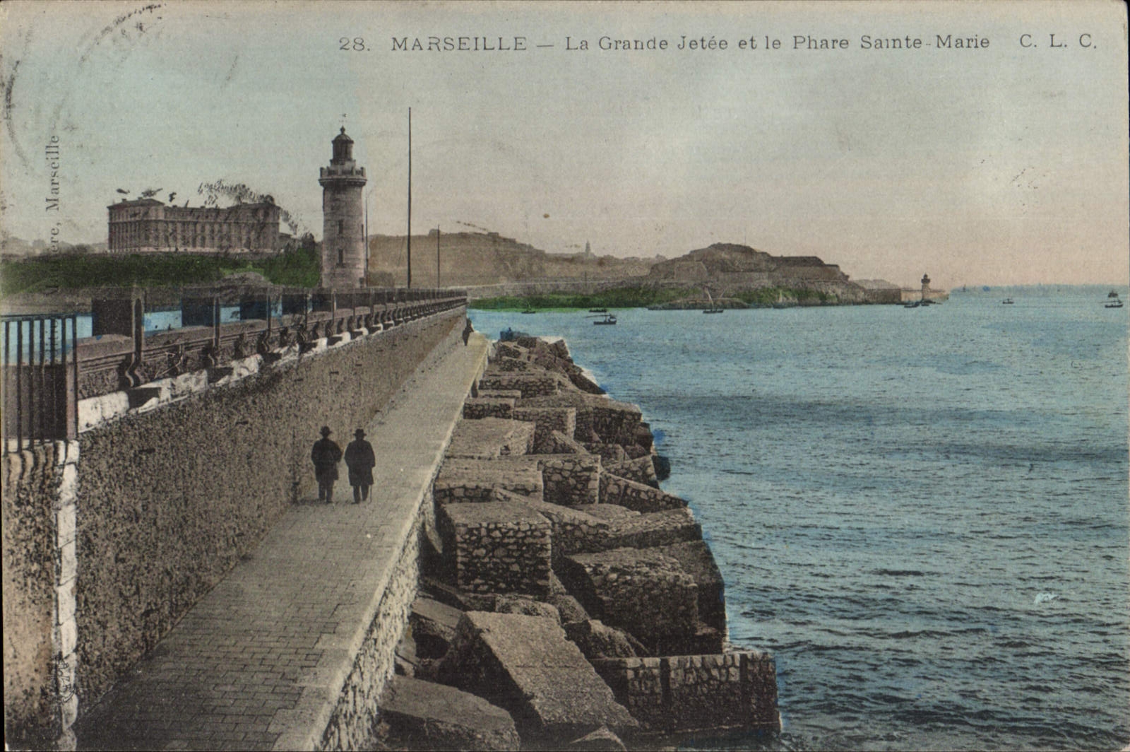 CPA Marseille la Grande Jetee et le Phare Sainte Marie 