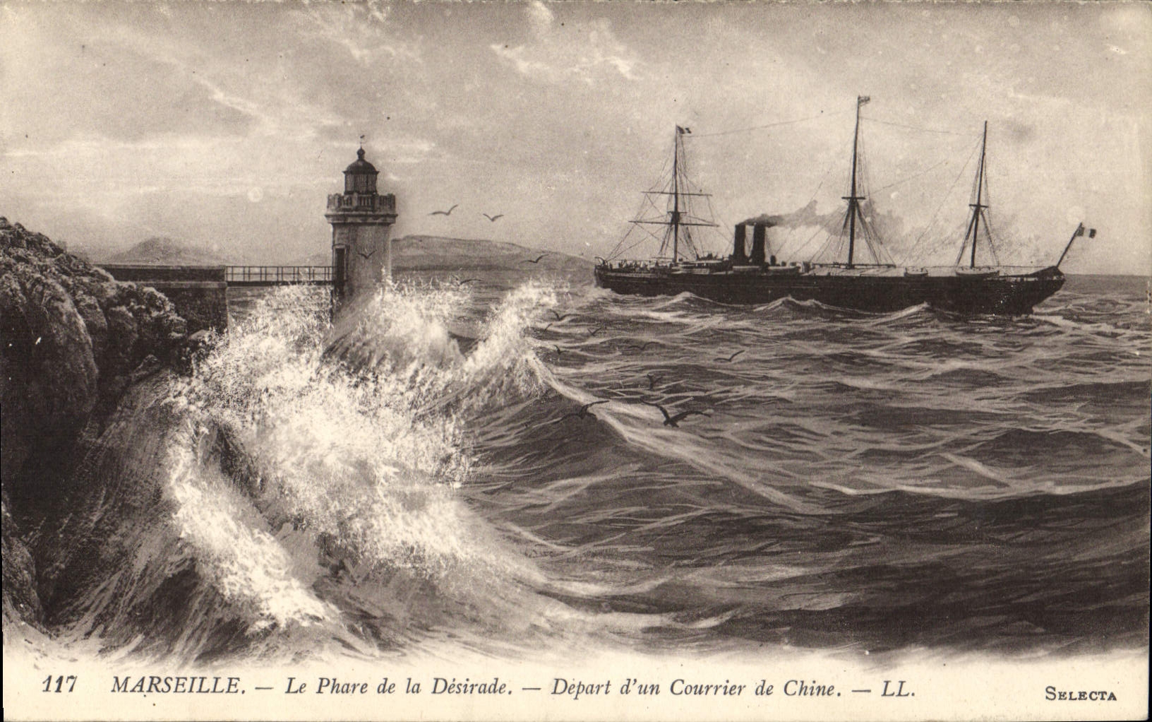 CPA Marseille le Phare de la Desirade Depart d'un Courrier de Chine China Bateau