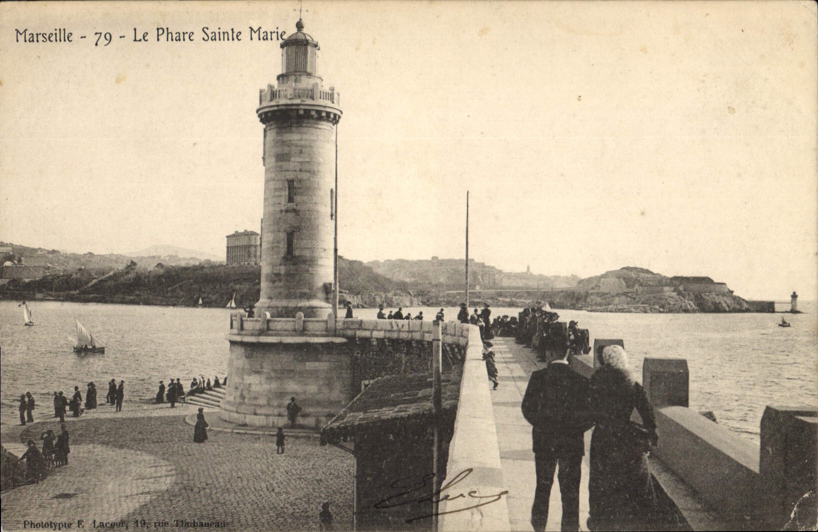 CPA Marseille le Phare Sainte Marie 