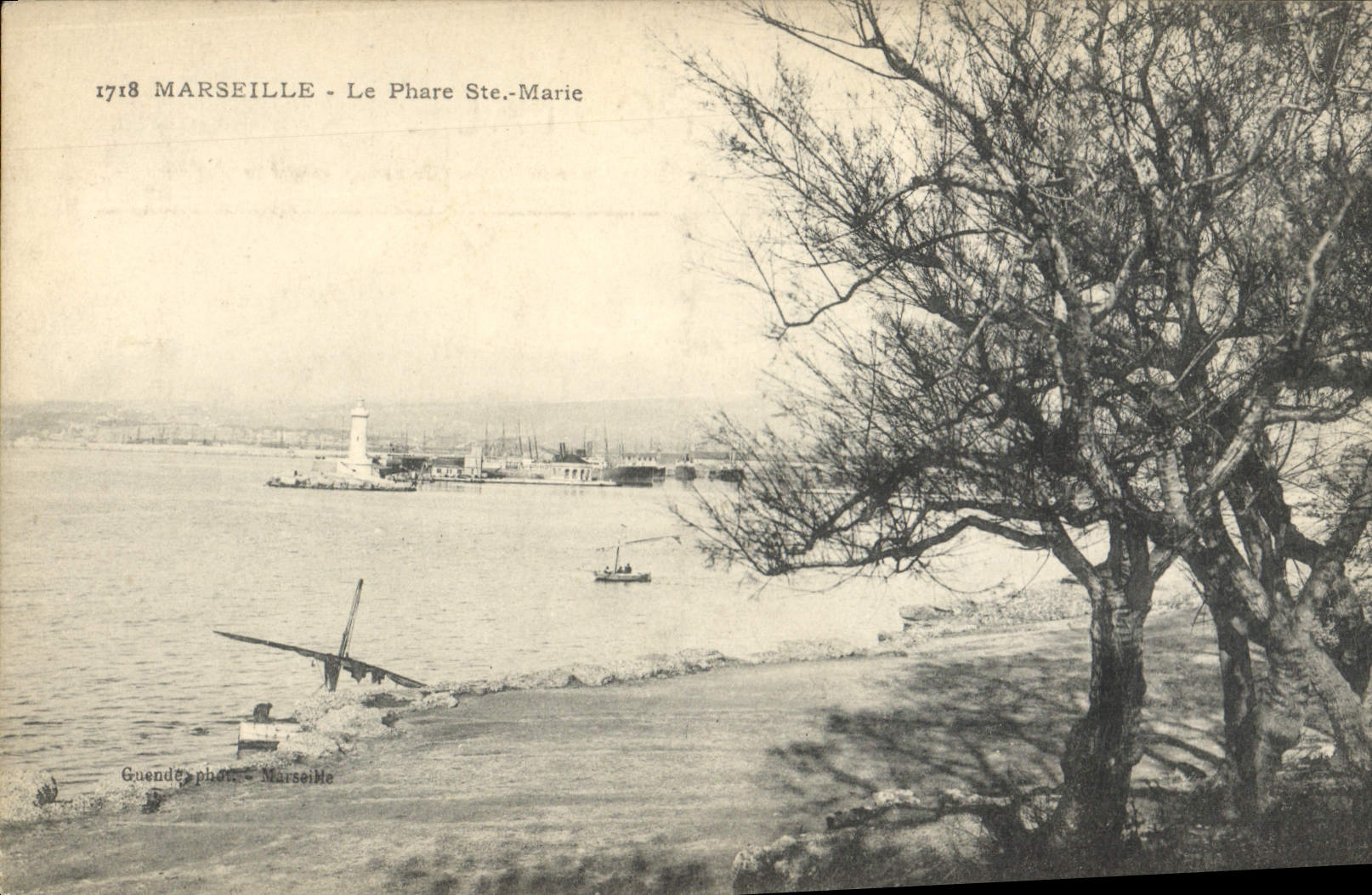 CPA Marseille le Phare Ste Marie 