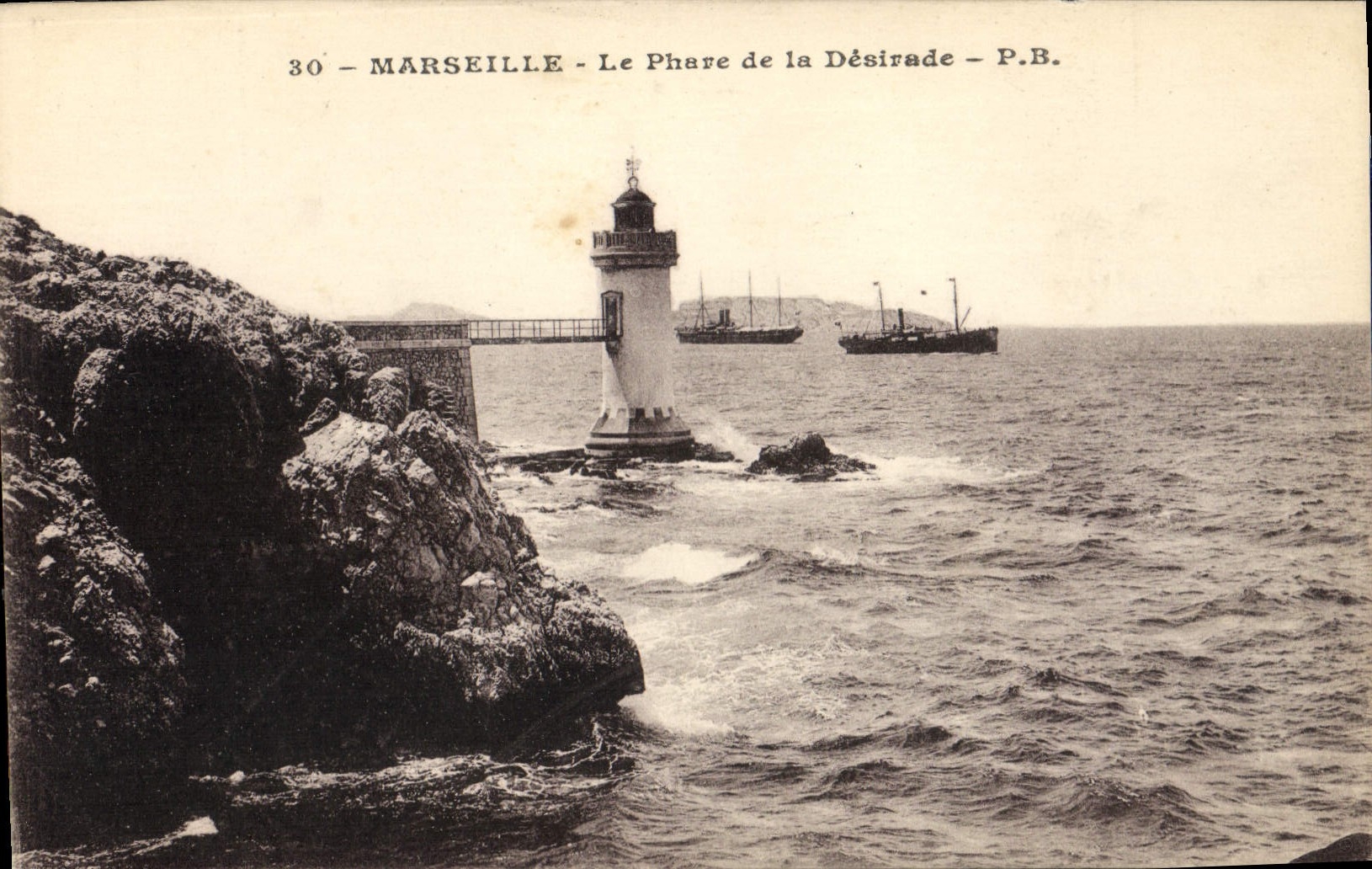 CPA Marseille le Phare de la Desirade 