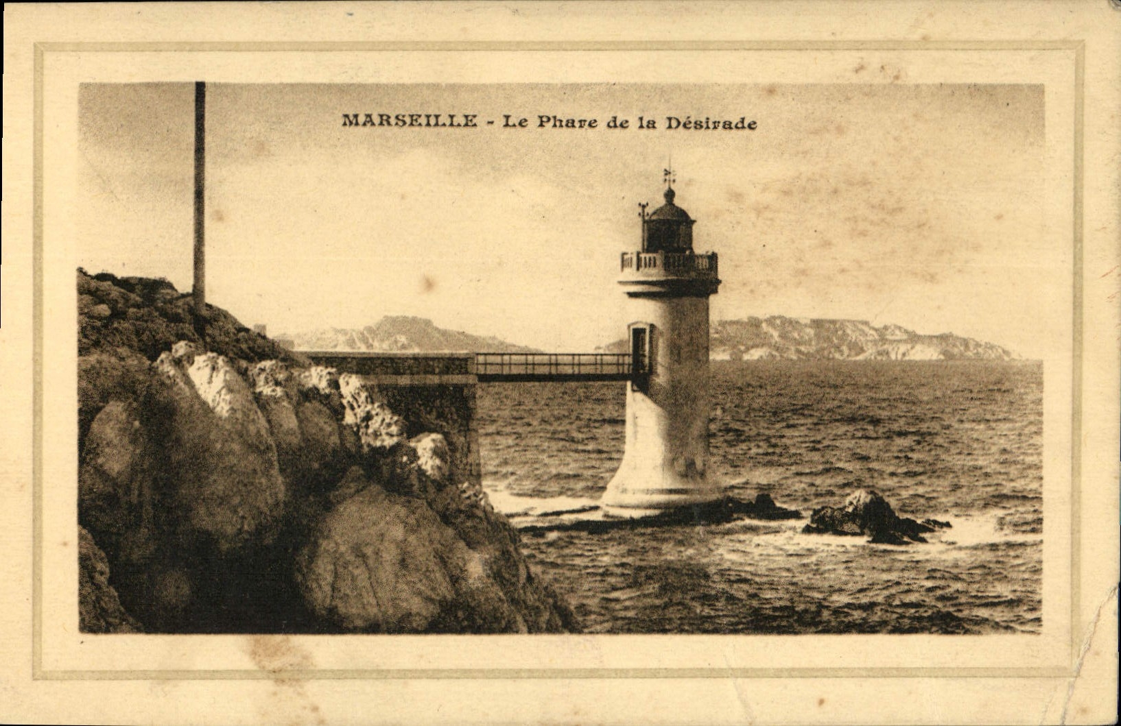 CPA Marseille le Phare de la Desirade 