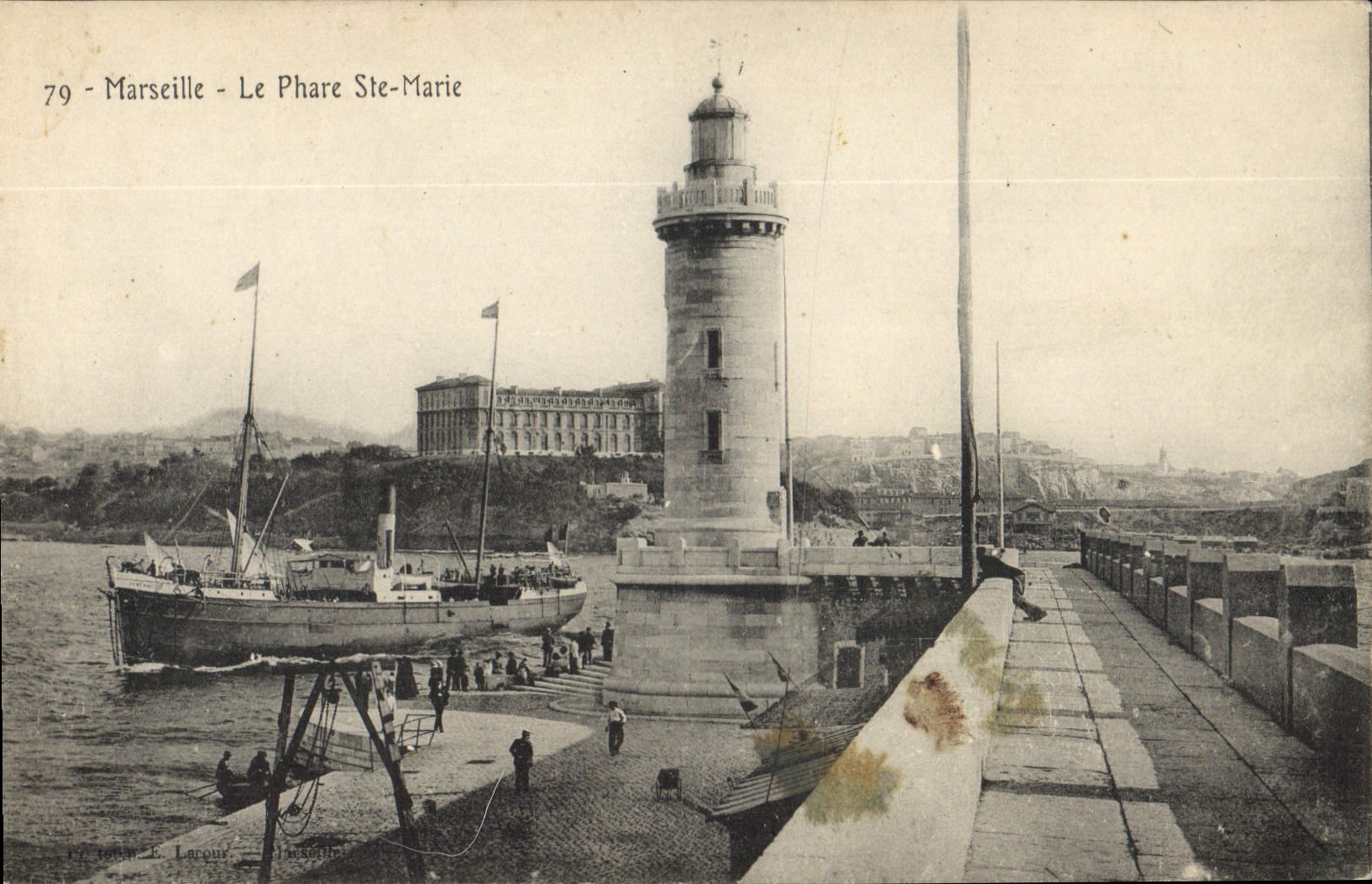 CPA Marseille le Phare Ste Marie 