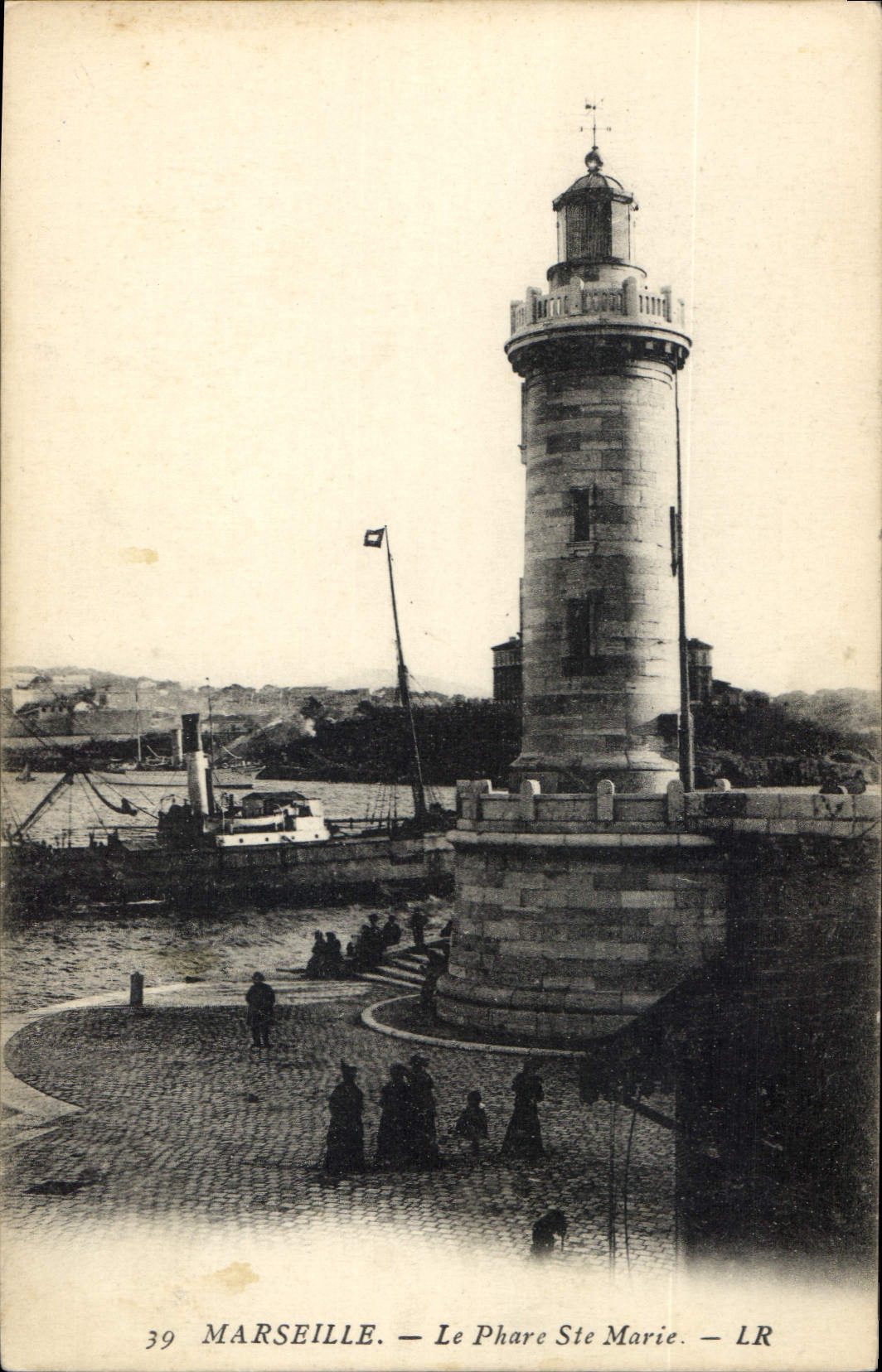 CPA Marseille le Phare Ste Marie 