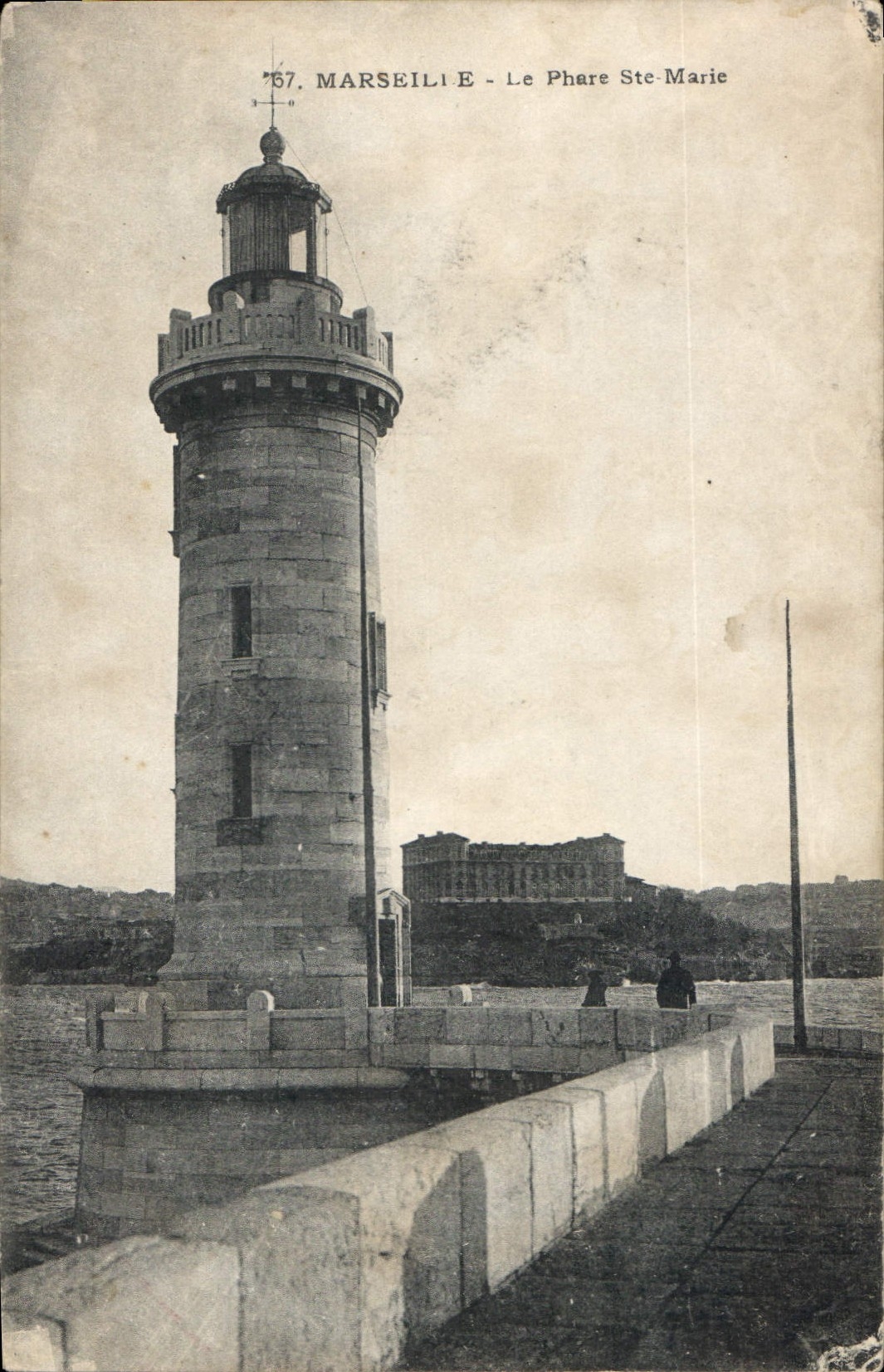CPA Marseille Le Phare Ste Marie 