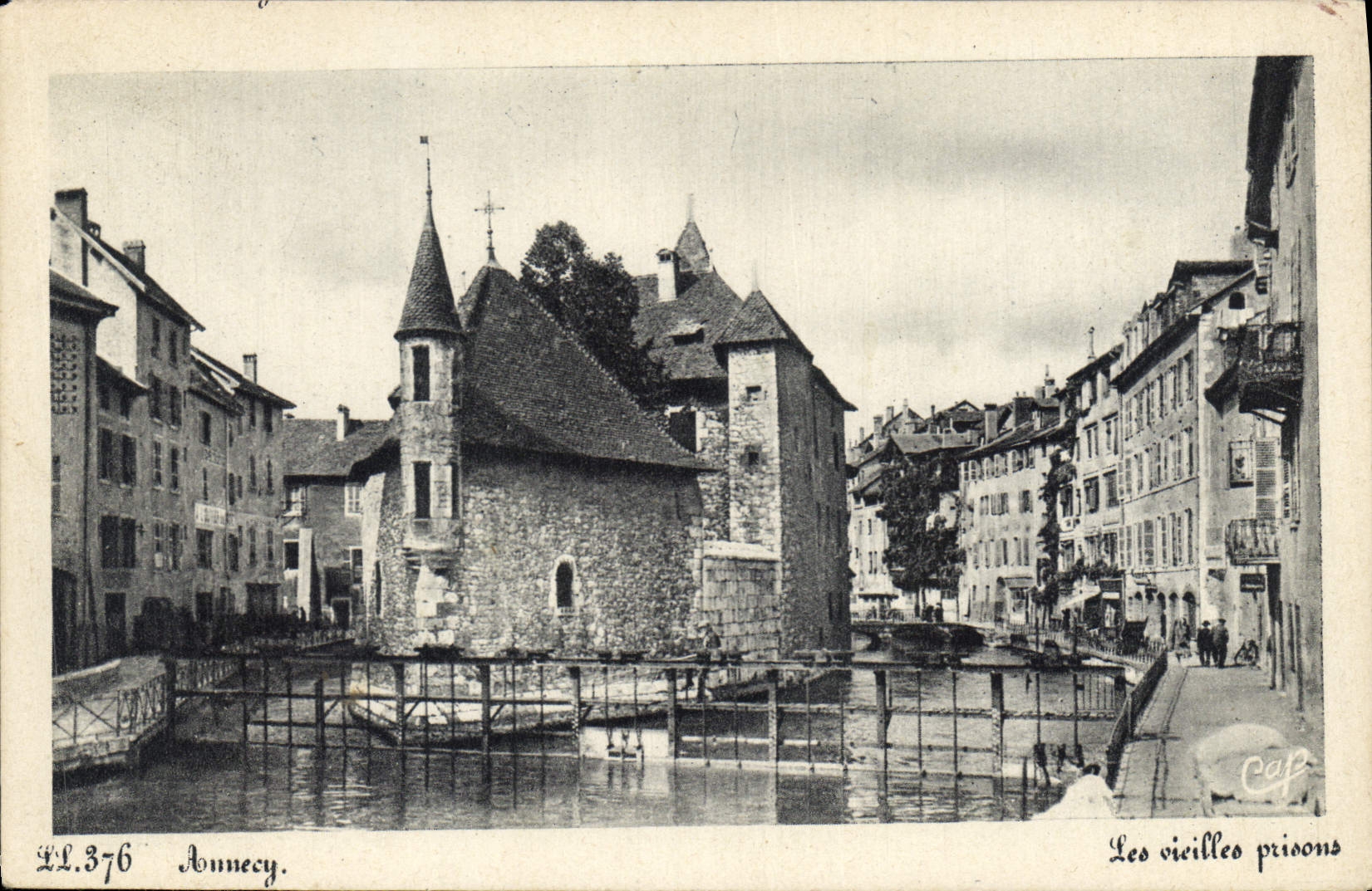 CPA Annecy Les vieilles prisons 