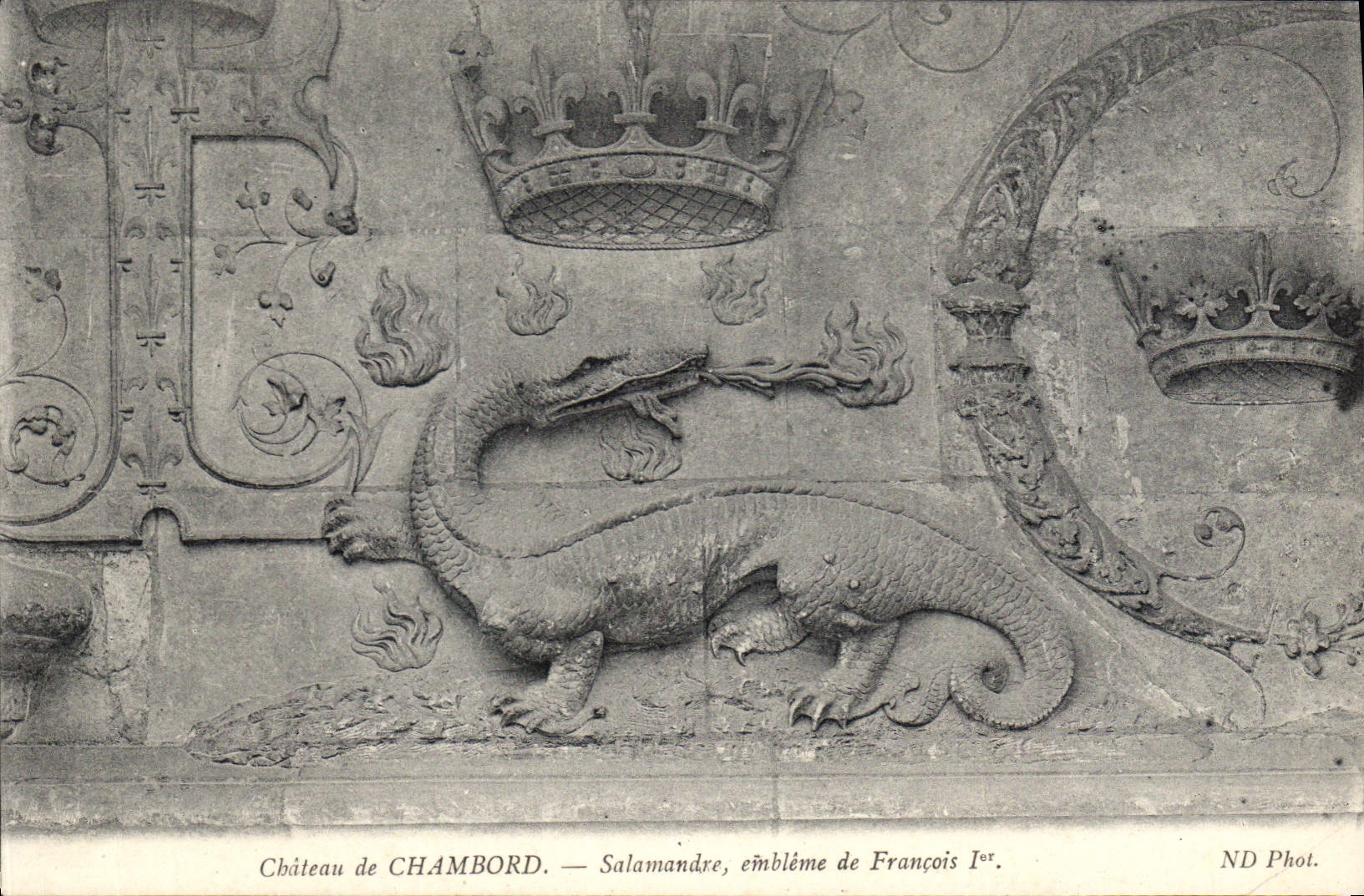 CPA Chateau de Chambord Salamandre embleme de Francois I