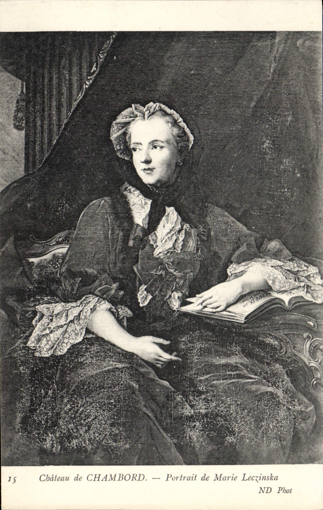 CPA Chateau de Chambord Portrait de Marie Leczinska 