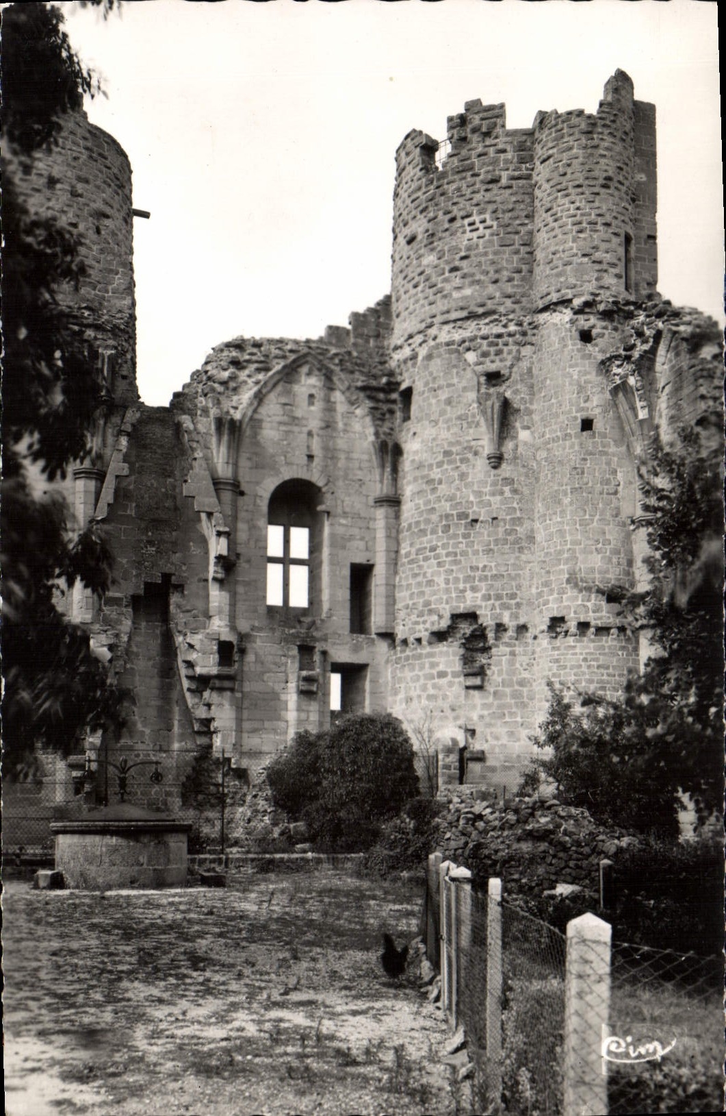 CPA Bourbon L'Archambault Allier Le Chateau