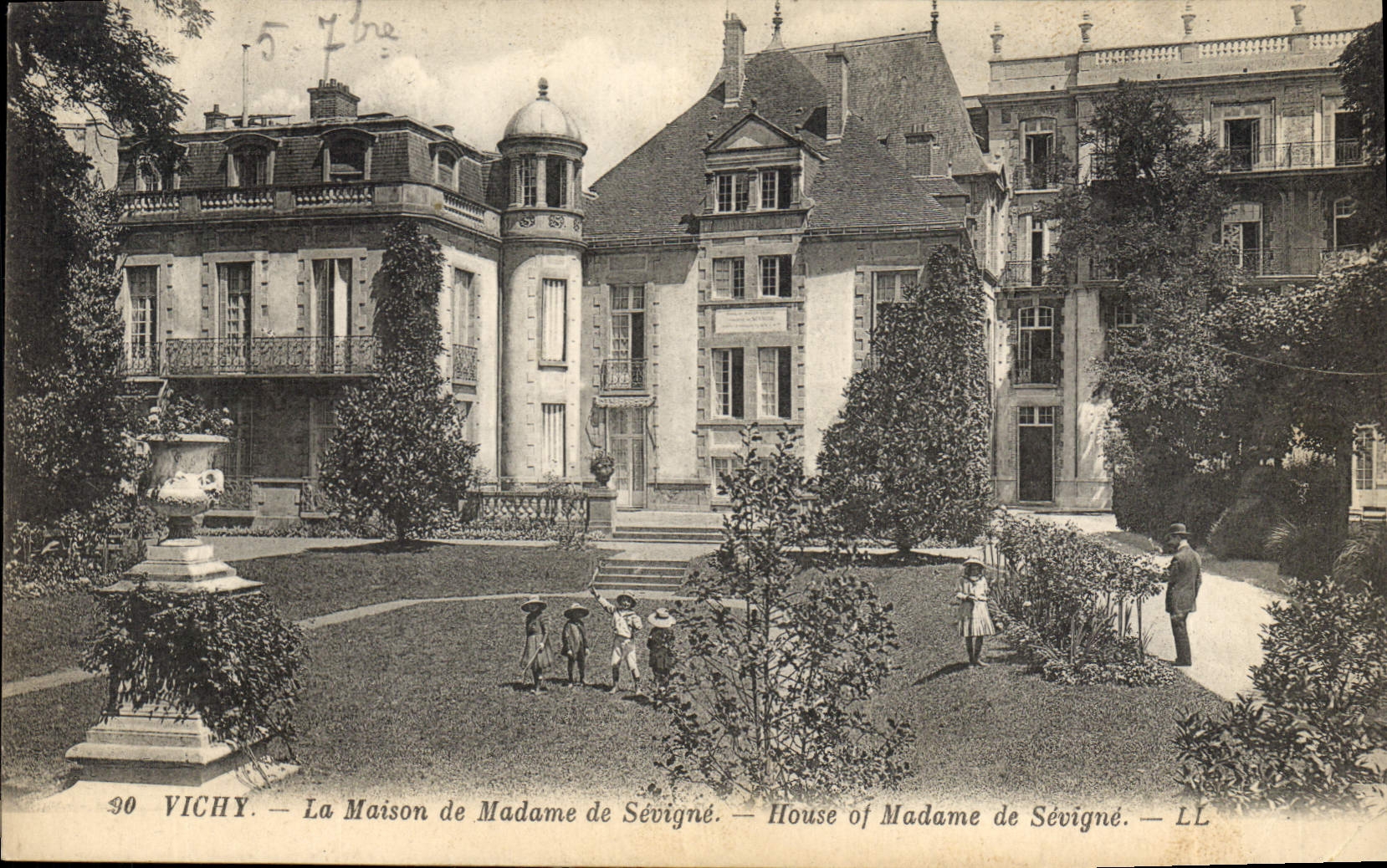 CPA Vichy La Maison de Madame de Sevigne 