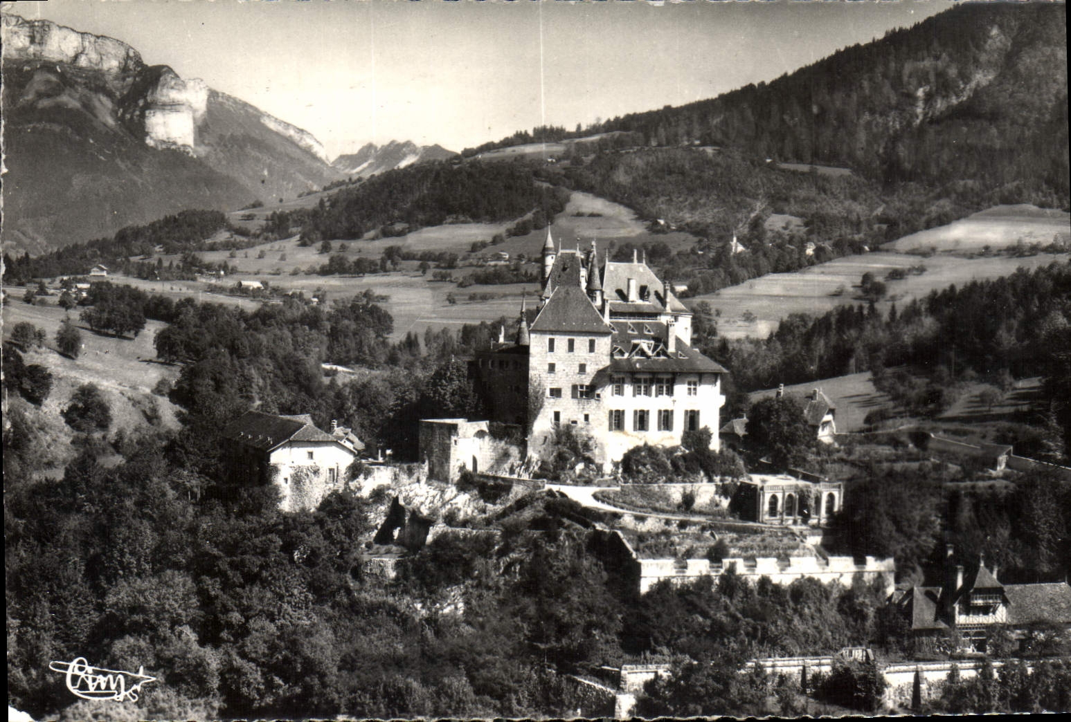 CPA Menthon St Bernard Hte Savoie Le Chateau