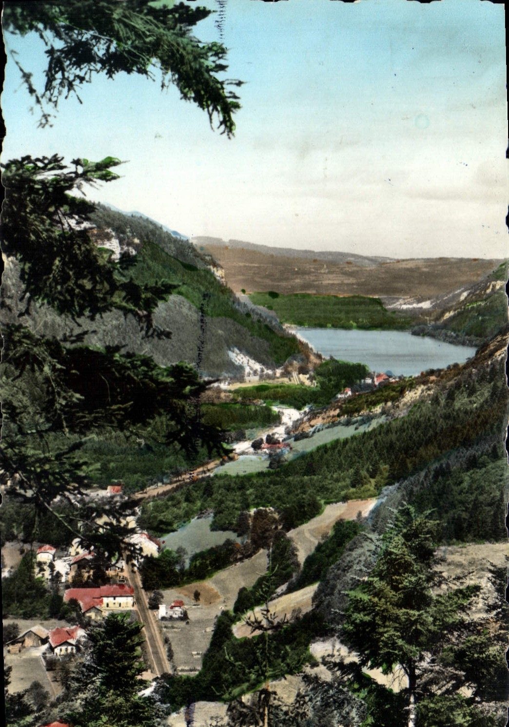 CPA Nantua Ain Vallee des Neyrolles et le lac de Nantua 