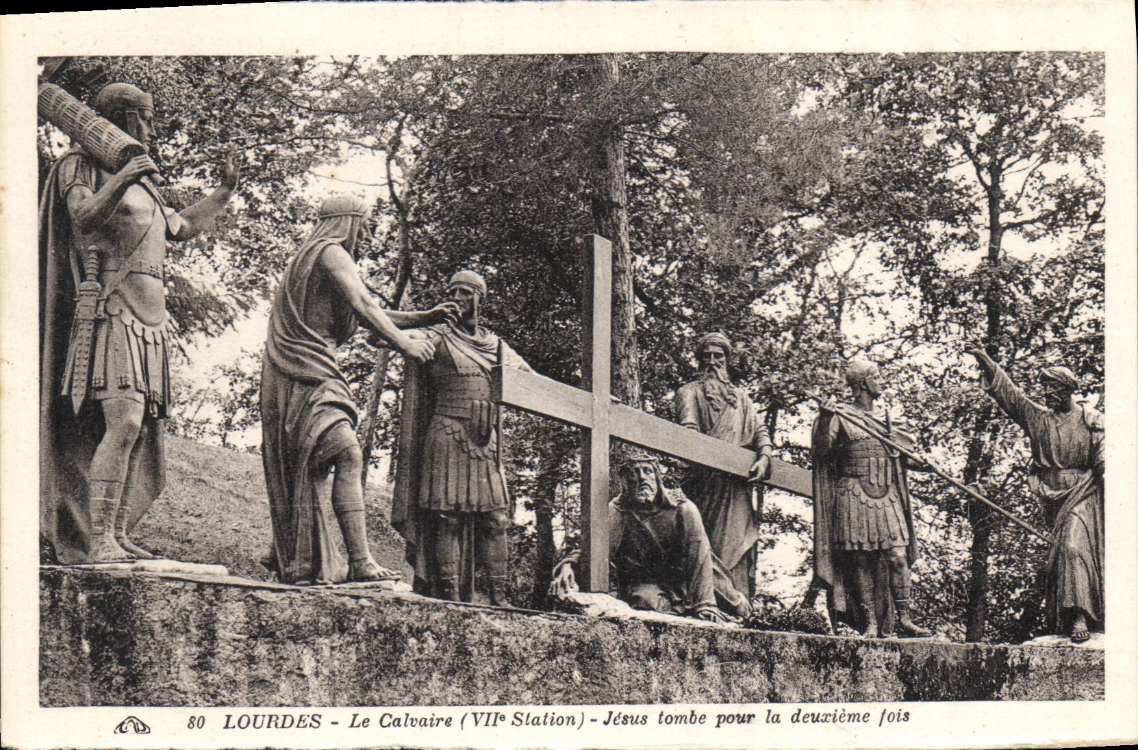 CPA Lourdes Le Calvaire Jesus tombe pour la deuxicme fois 
