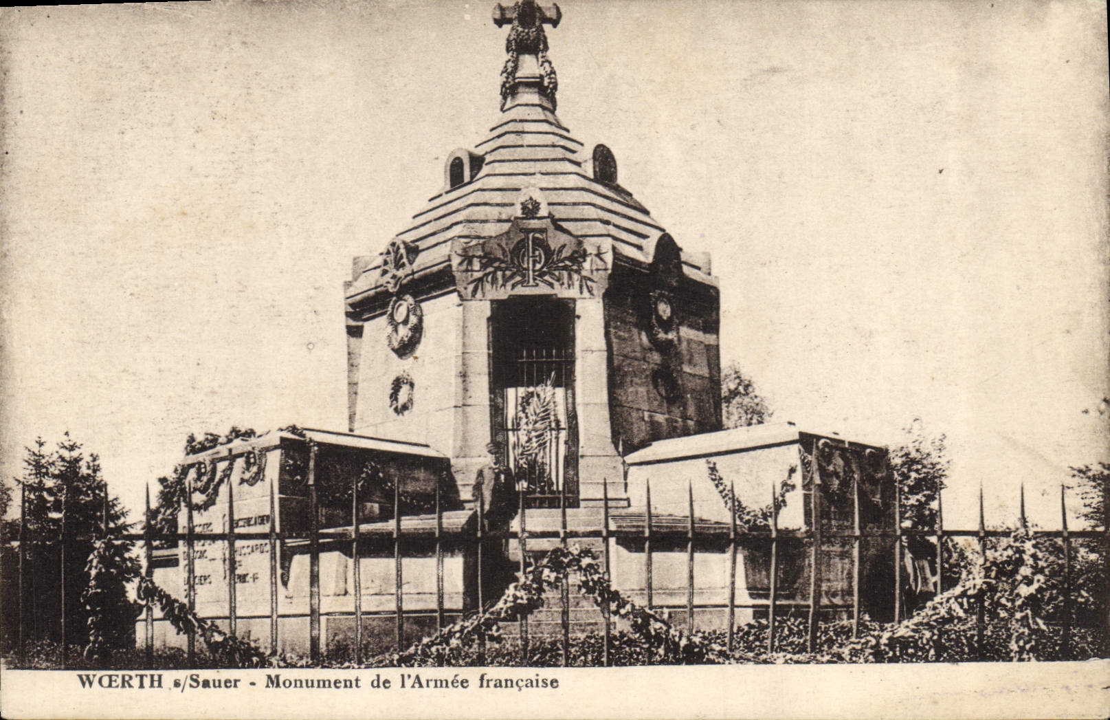 CPA Wcerth Sauer Monument de l'Armee francais