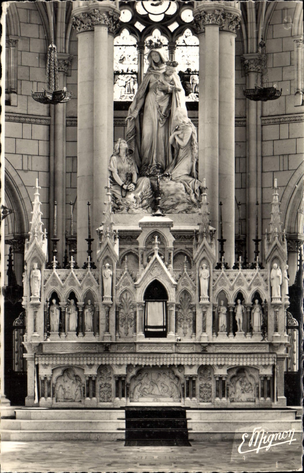 CPA Remalard Orne Ses Environs Basilique N D de Montligeon Le Maitre Autel 
