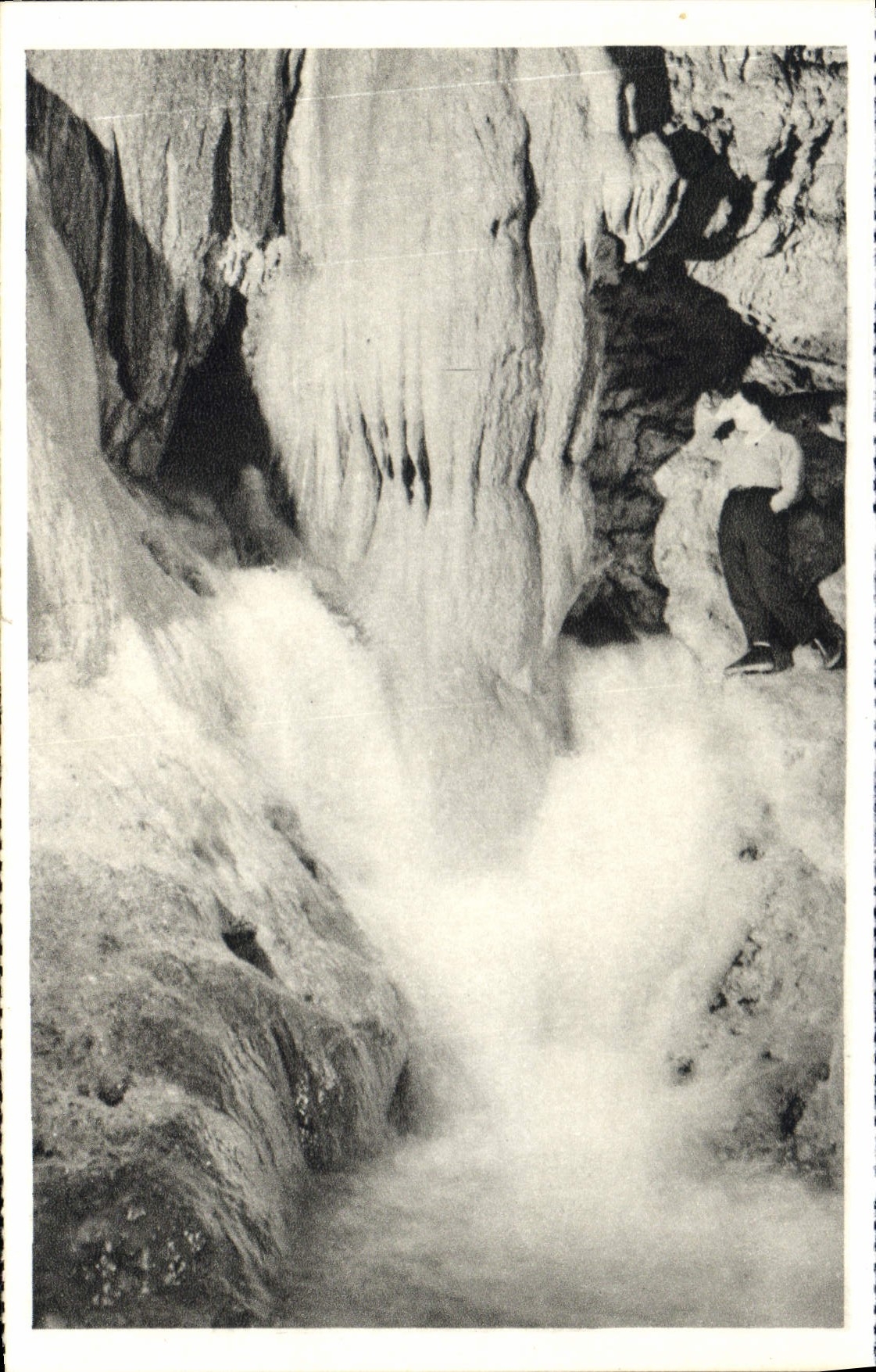 CPA Padirac La source de la riviere souterraine