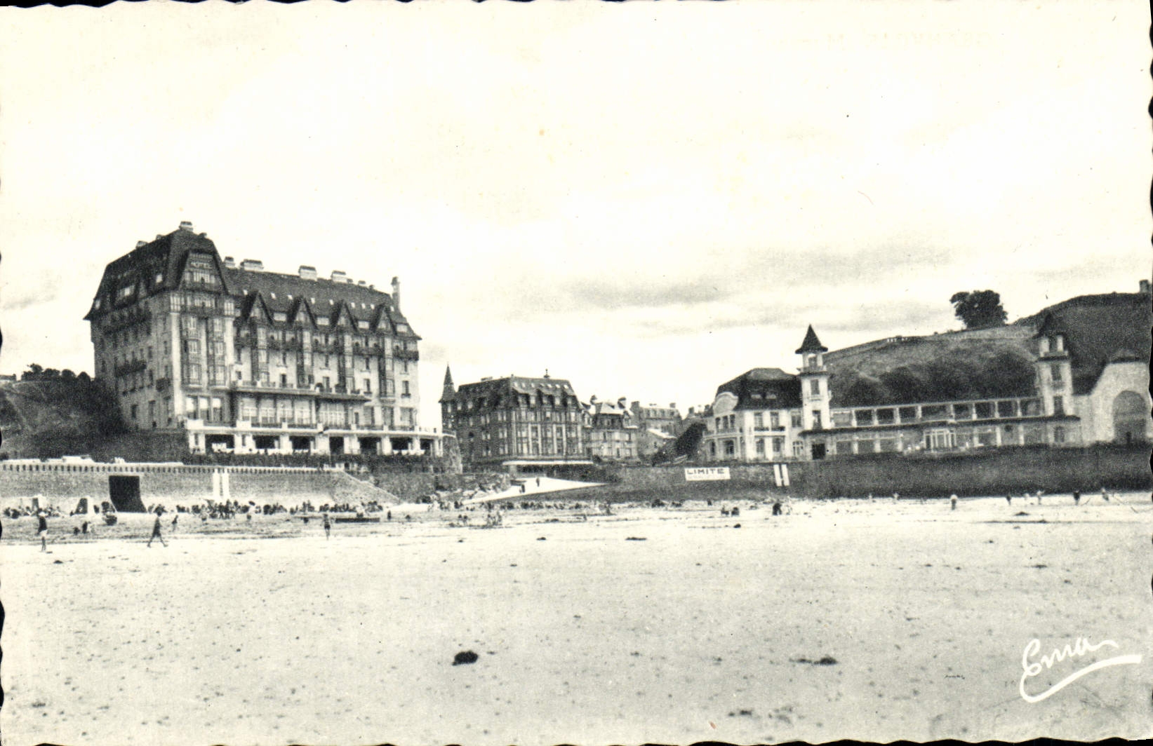 CPA Granville Manche Vue generale du Casino et des Hotels