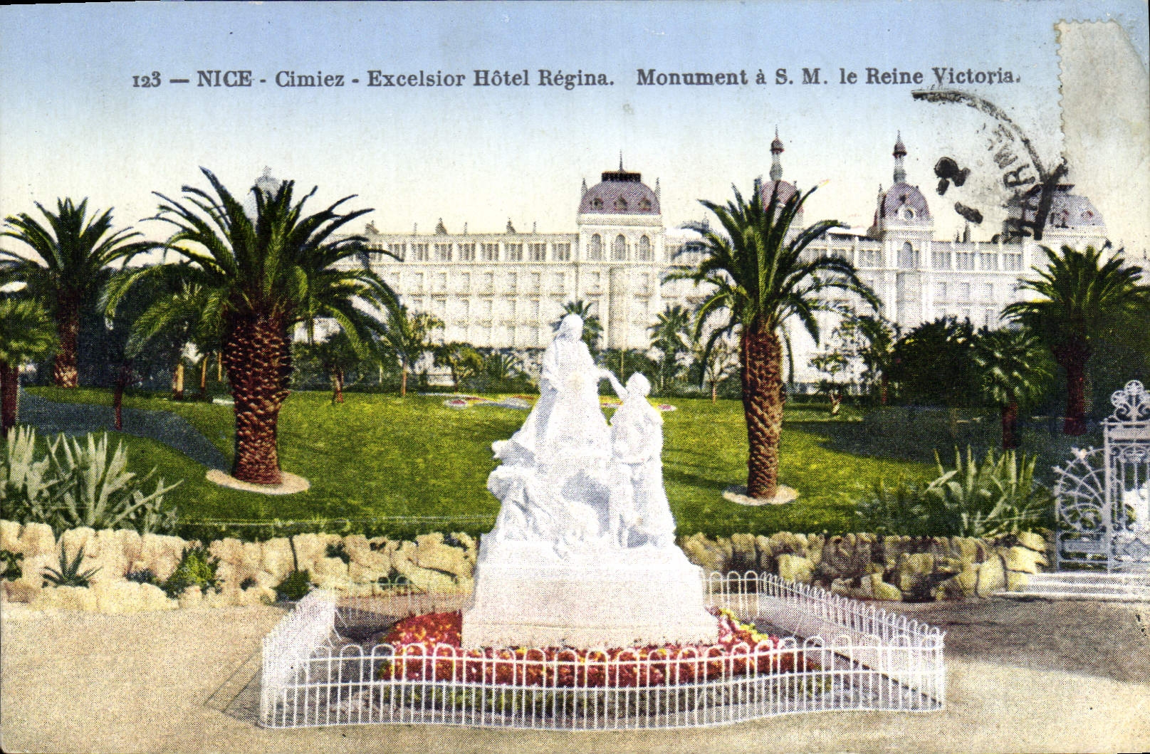 CPA Nice Cimiez Excelsior Hotel Regina Monument a SM le Reine Victoria