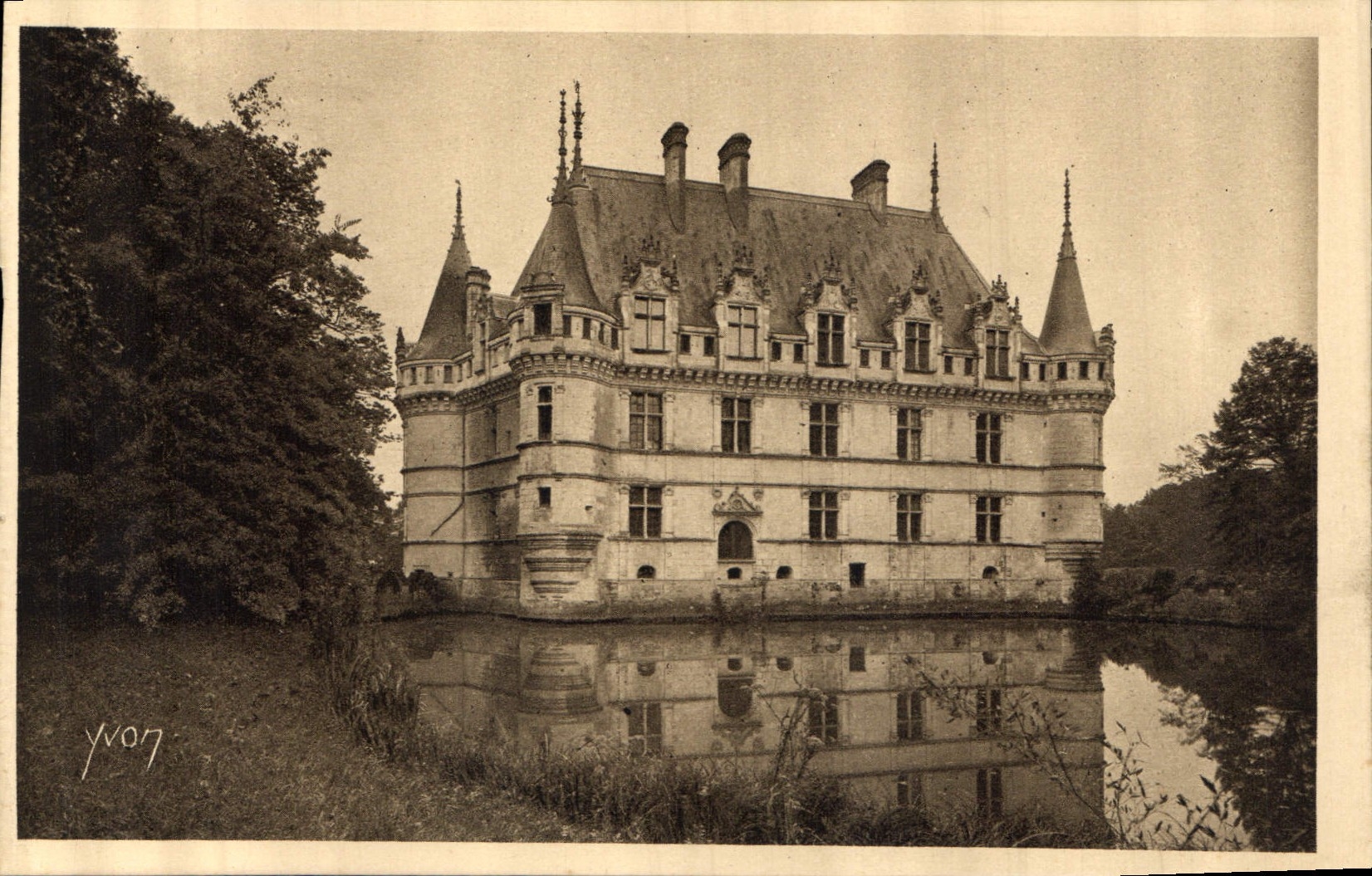 CPA Chateaux de la Loire Chateau d'Azay le Rideau