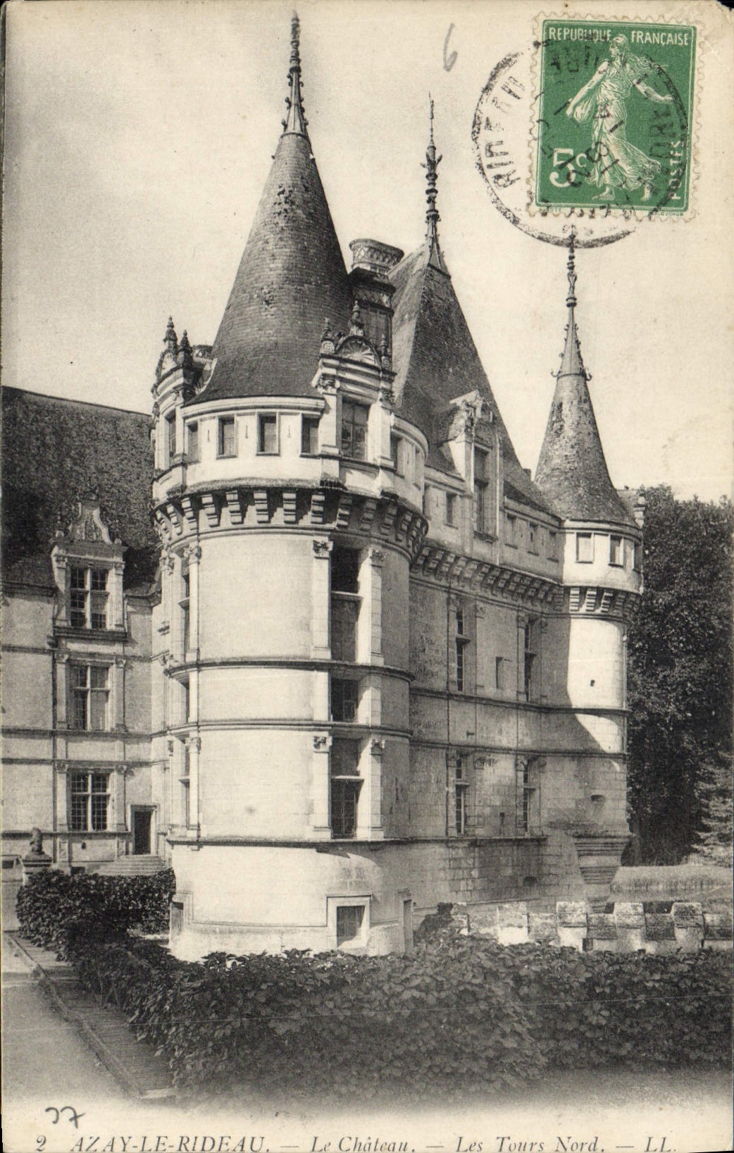 CPA Azay le Rideau Le Chateau Les Tours Nord