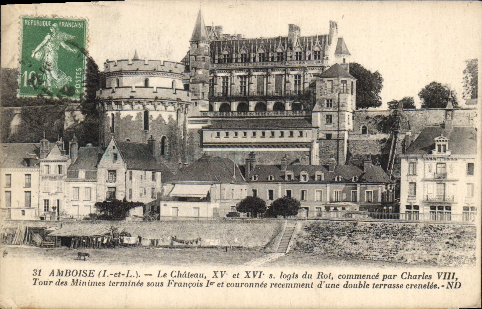 CPA Amboise Le Chateau XV et XVI logis du Roi commence par Charles VIII