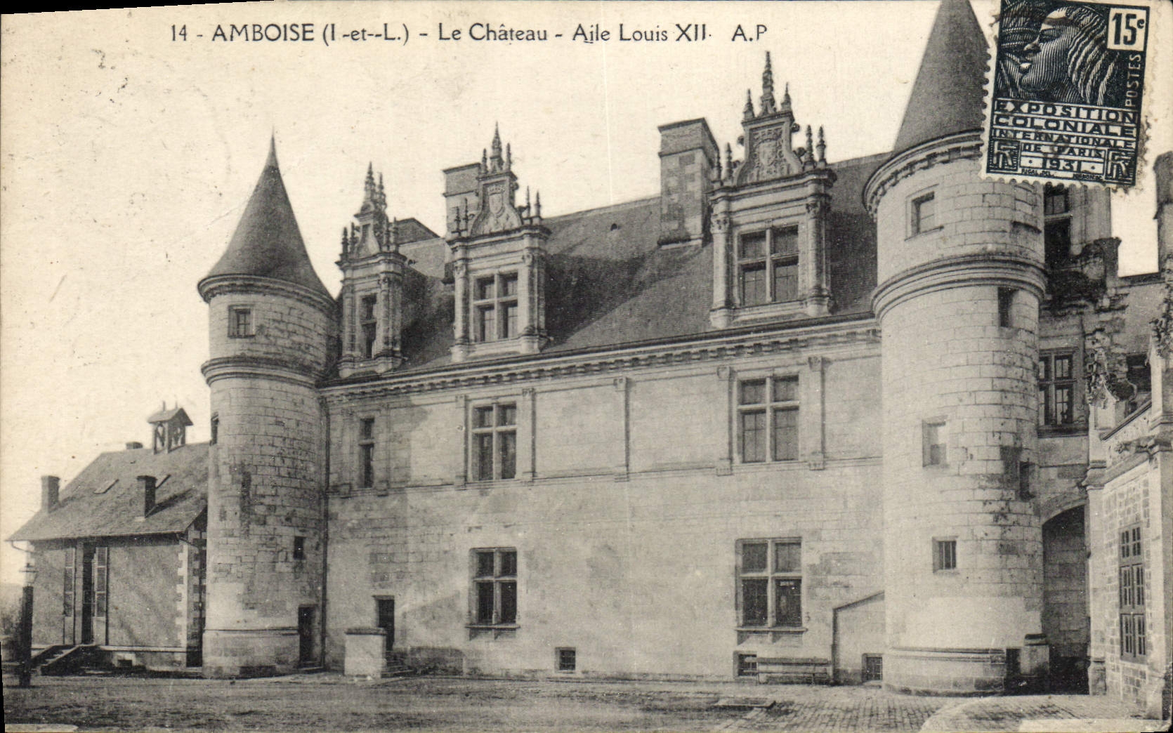 CPA Amboise Le Chateau Aile Louis XII 