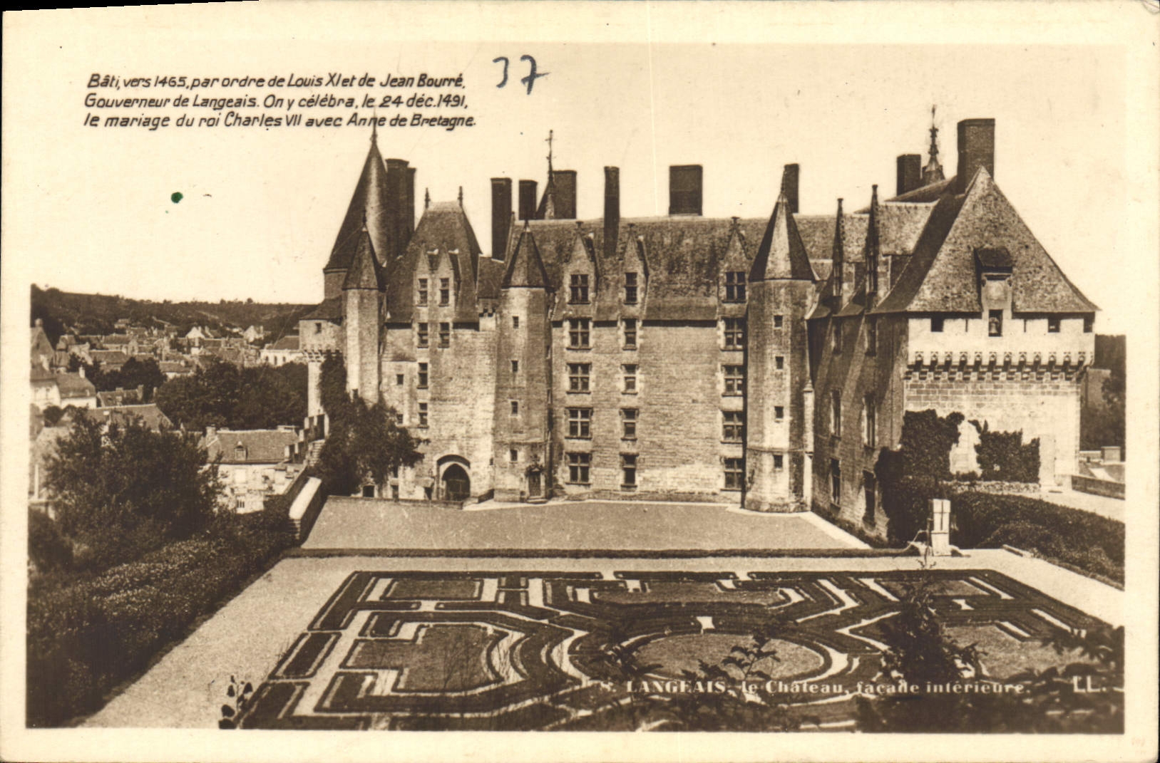 CPA Langeais Le Chateau facade interieure 