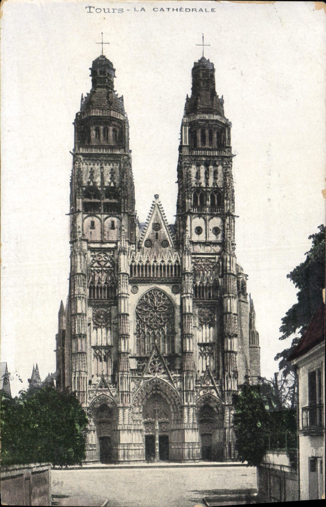 CPA Tours La Cathedrale 