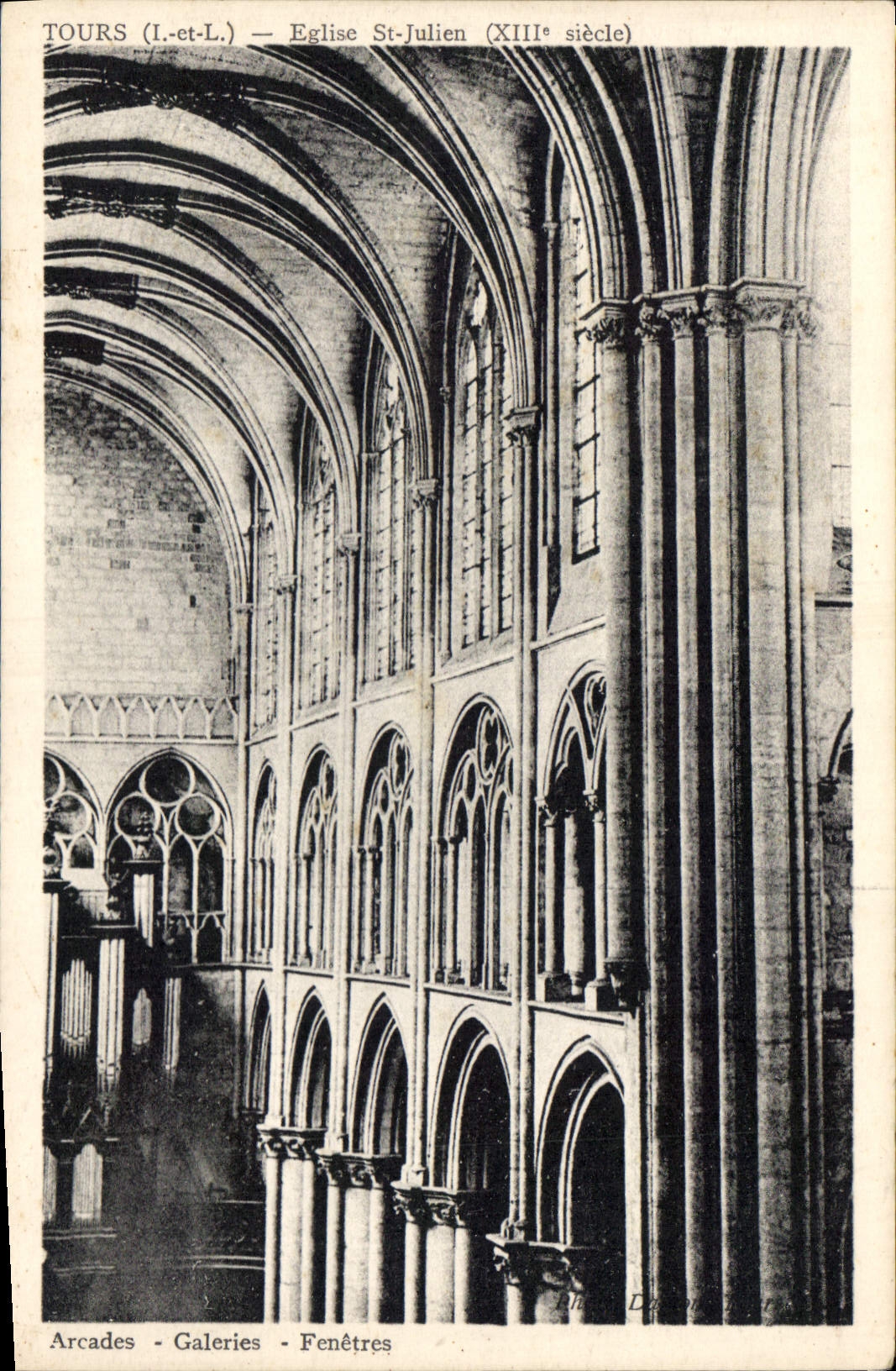 CPA Tours Eglise St Julien 