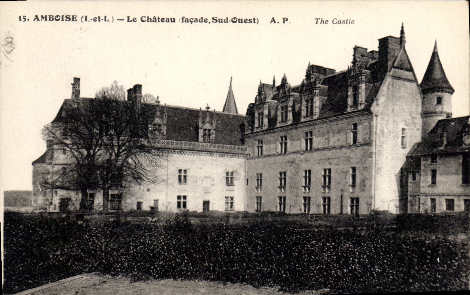 CPA Amboise Le Chateau facade Sud Ouest 