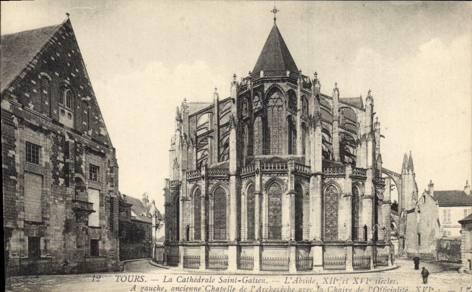 CPA Tours La Cathedrale Saint Gatien L'Abside XII et XVI siecles