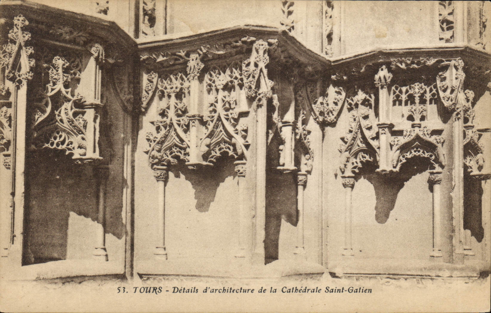 CPA Tours Details d'architecture de la Cathedrale Saint Gatien 