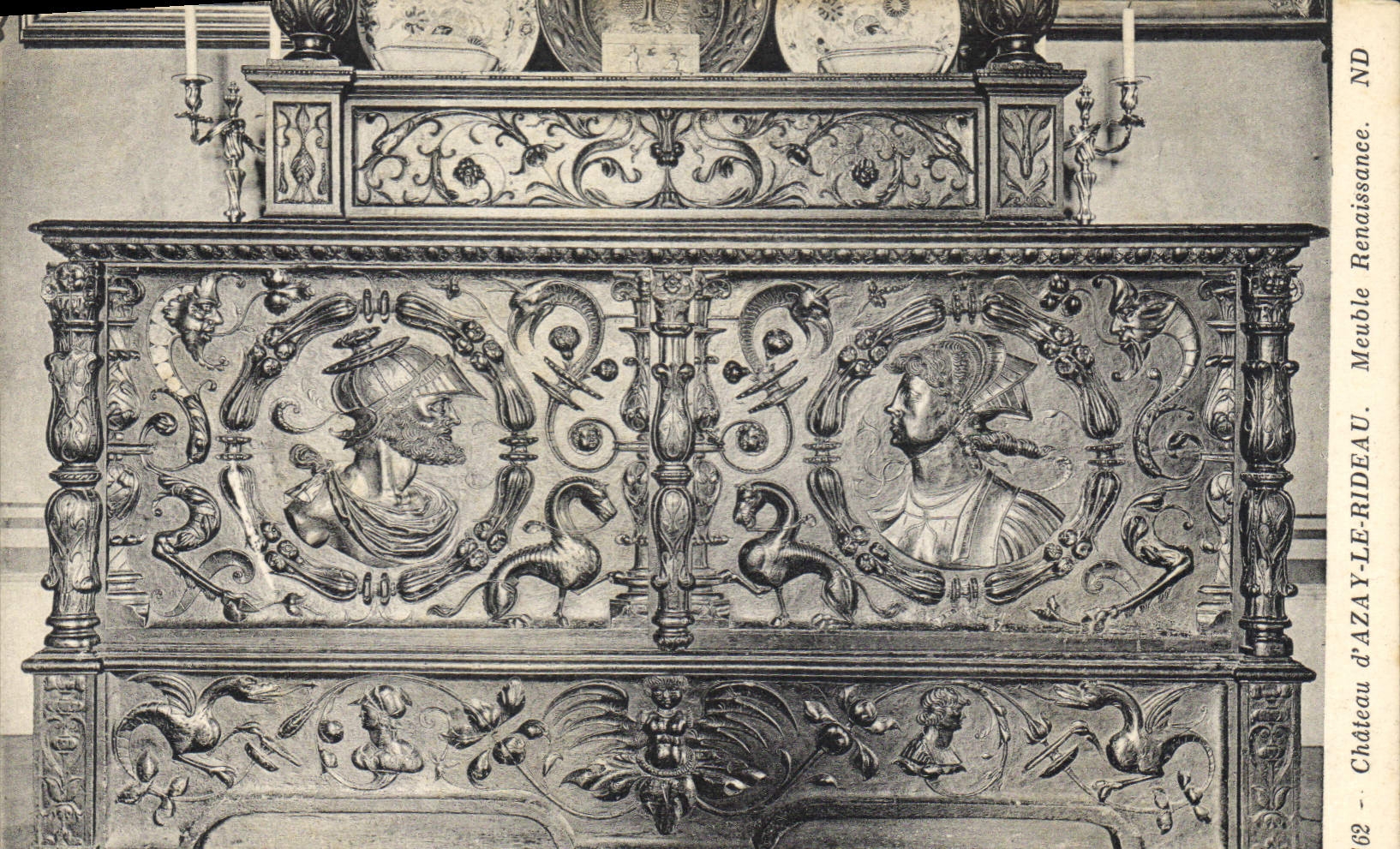 CPA Chateau d'Azay le Rideau Meuble Renaissance 