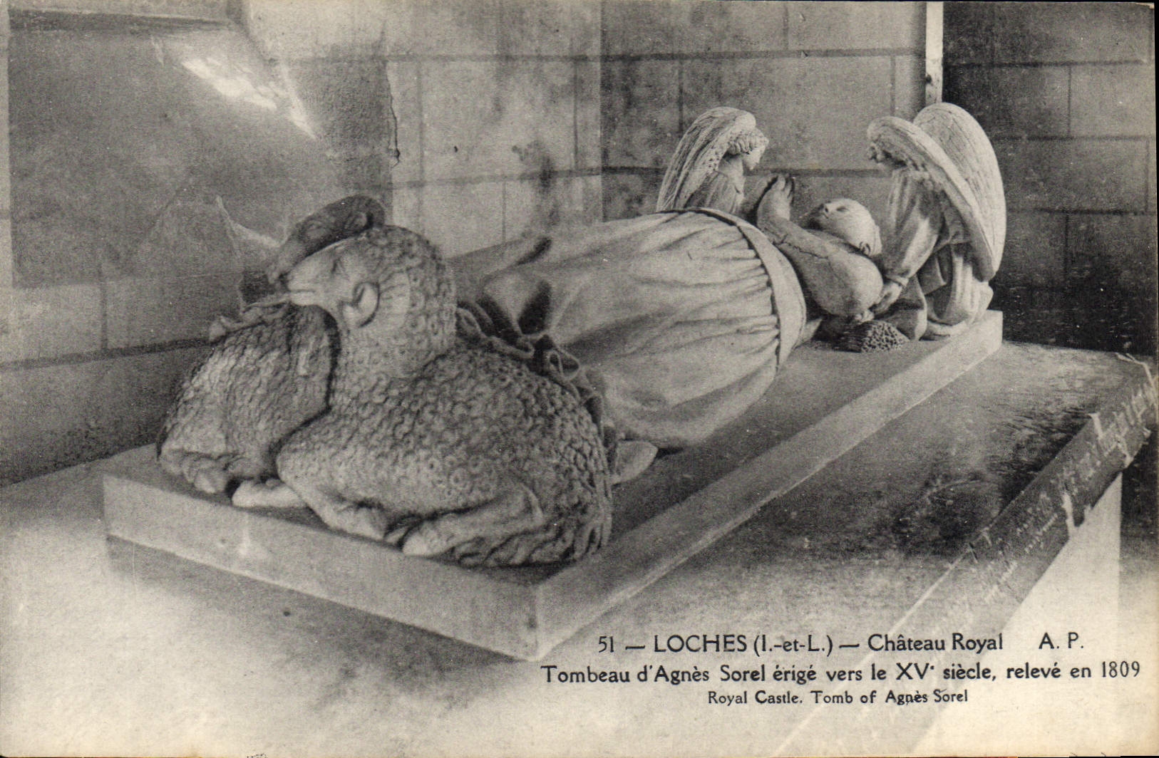 CPA Loches Chateau Royal Tombeau d'Agnes Sorel erige vers le XV siecle