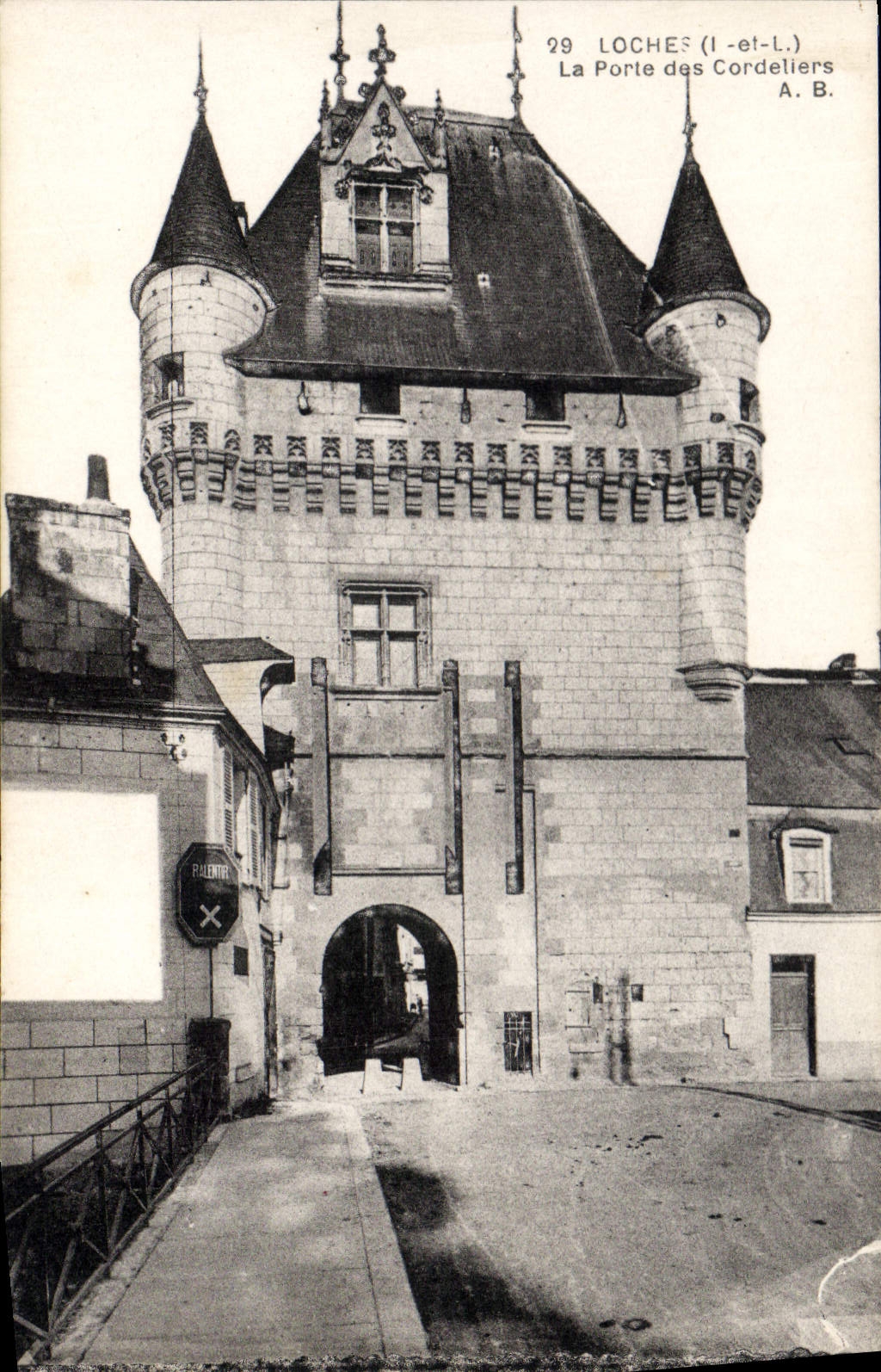 CPA Loches La Porte des Cordeliers 