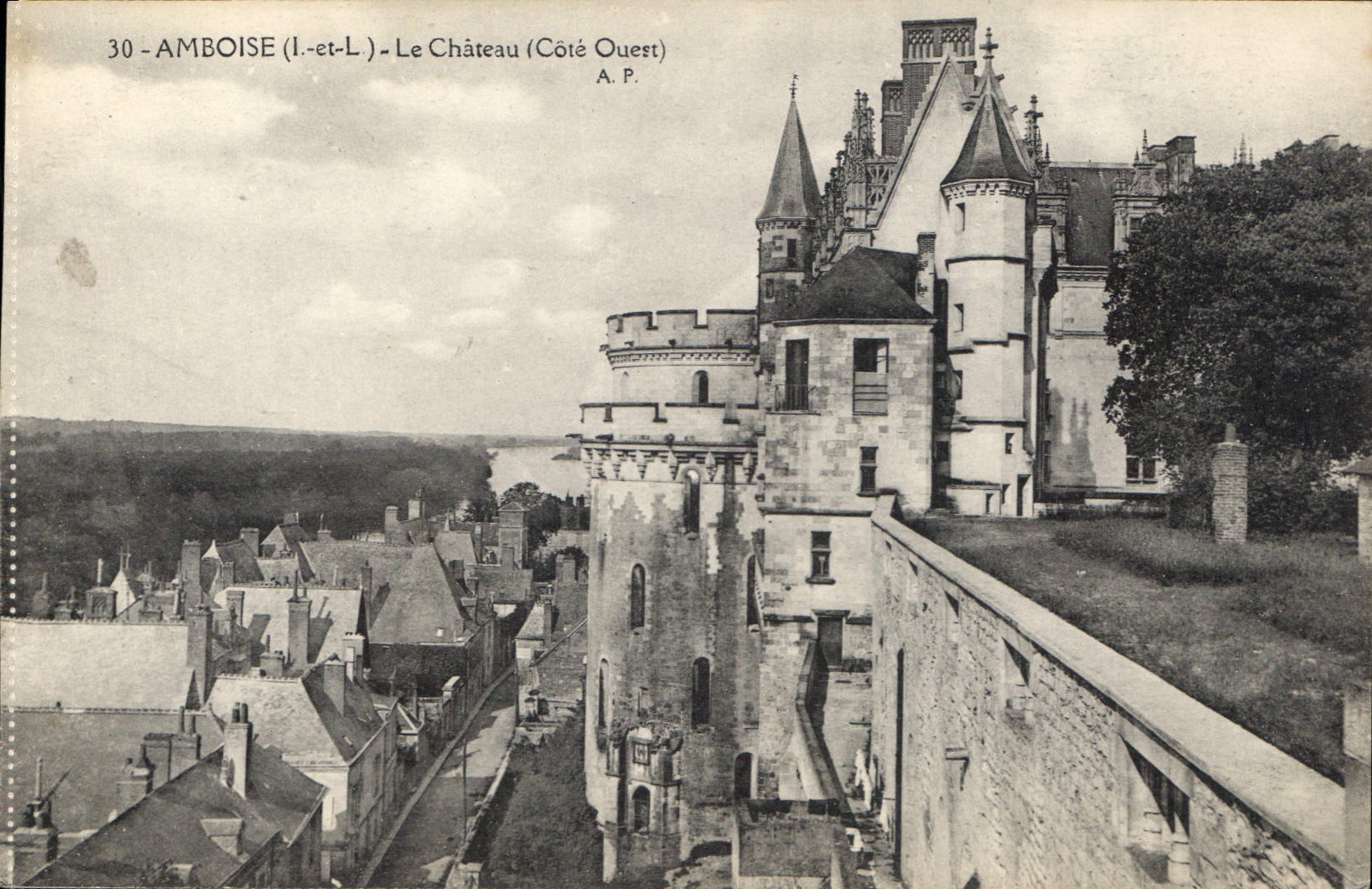 CPA Amboise Le Chateau Cote Ouest 