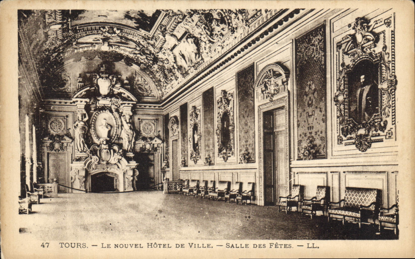 CPA Tours Le Nouvel Hotel de Ville Salle des Fetes 