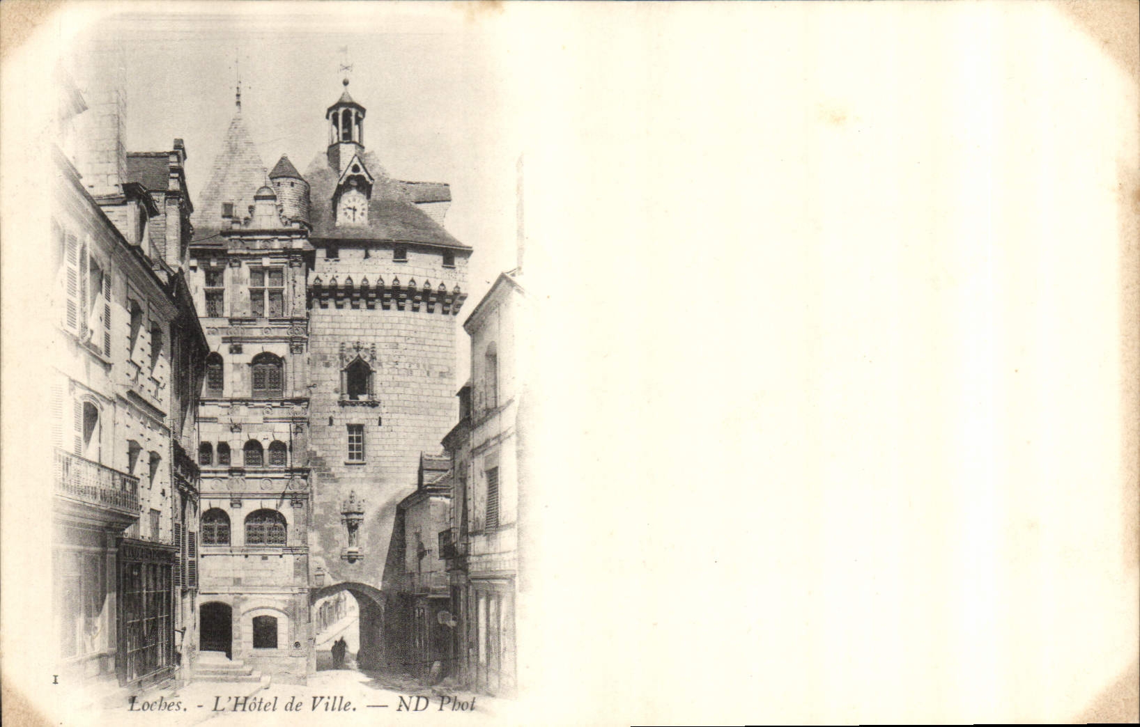 CPA Loches L'Hotel de Ville 