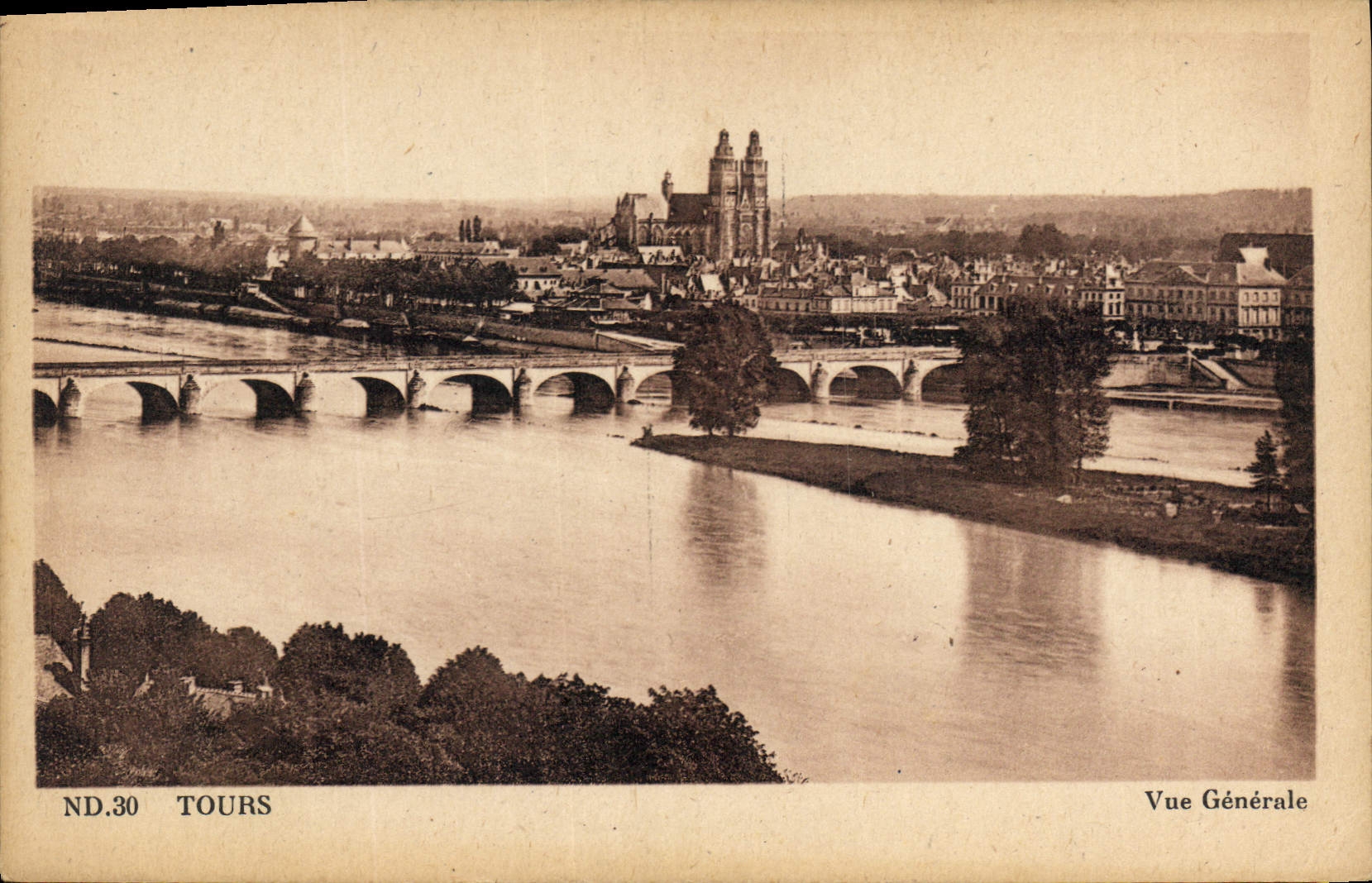 CPA Tours Vue Generale 