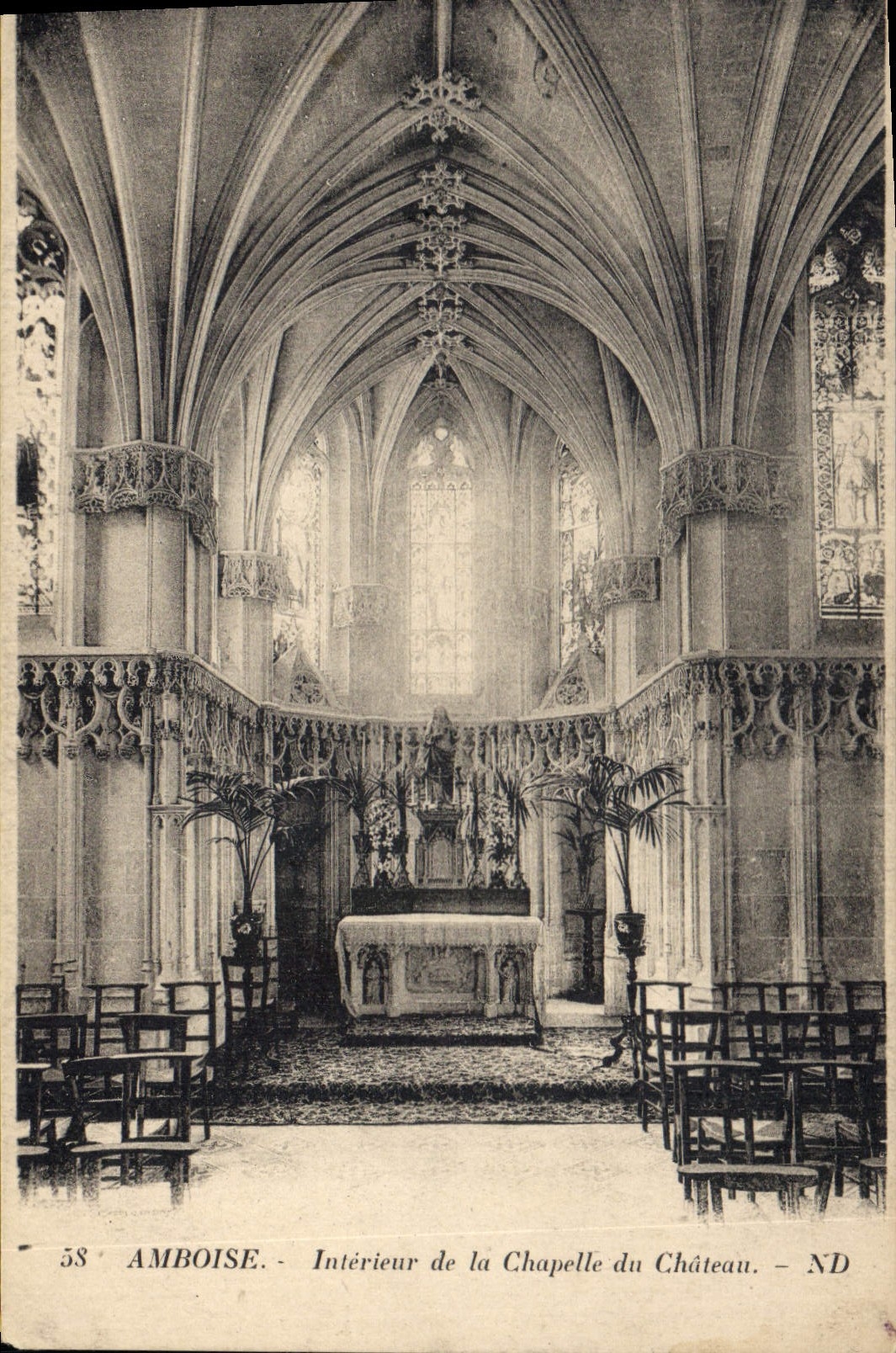 CPA Amboise Interieur de la Chapelle du Chateau 
